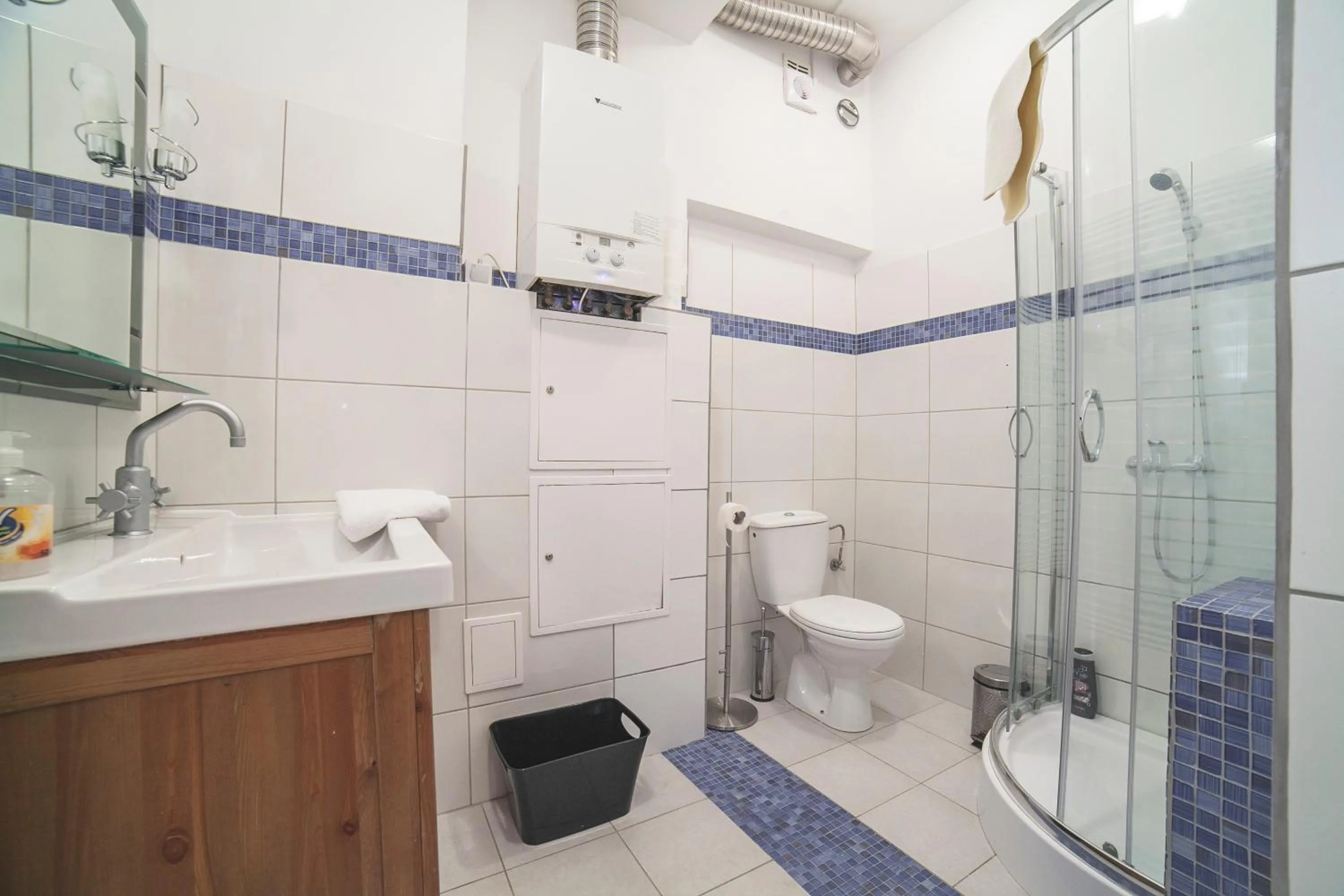 Shower in Residence B&B La Fontaine Aparthotel