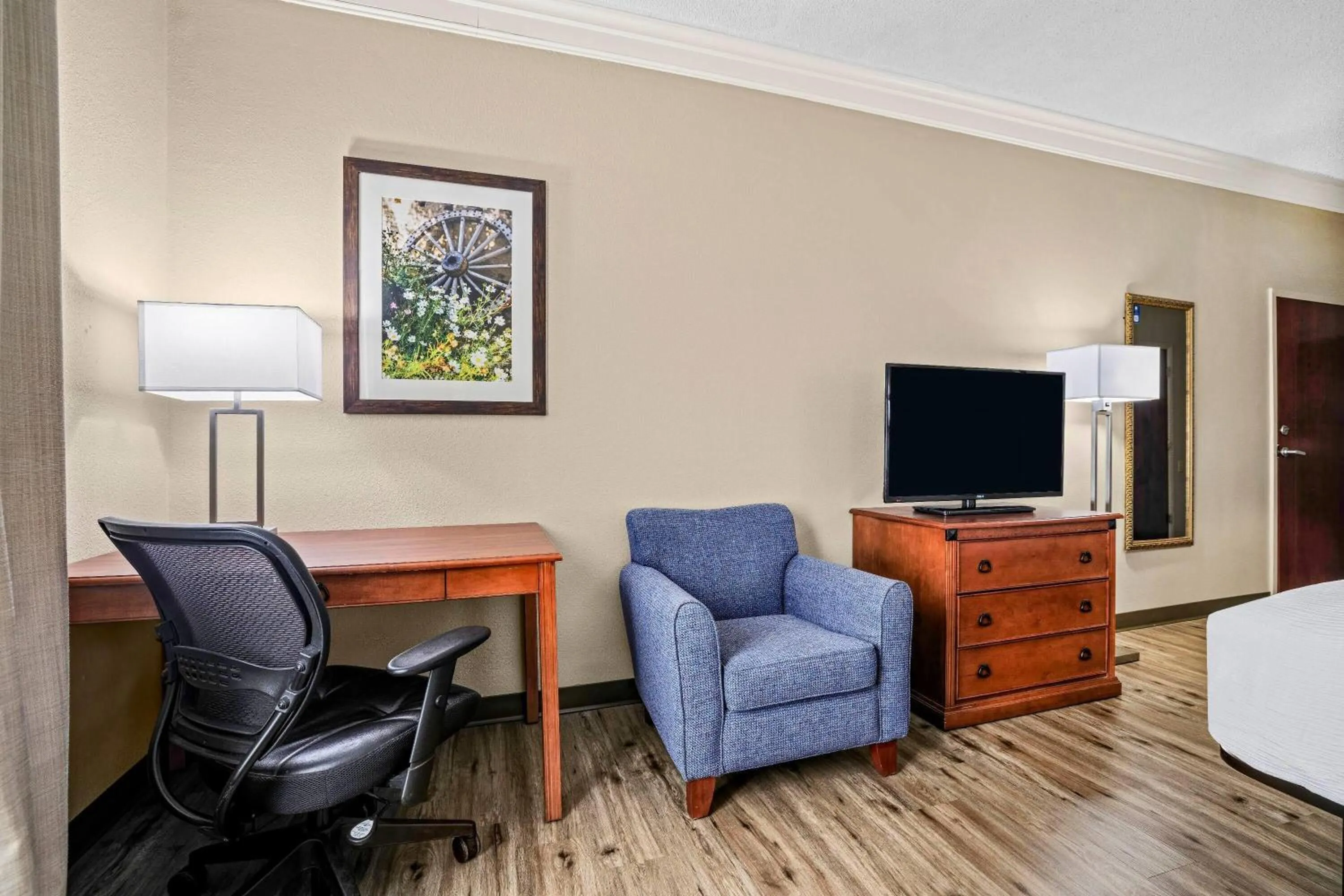 Bed in Baymont by Wyndham Madisonville