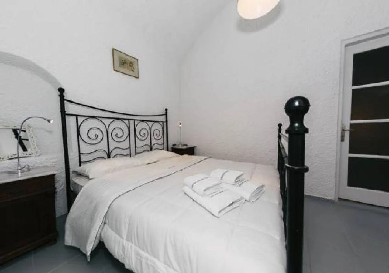 Bedroom in Santoimage house