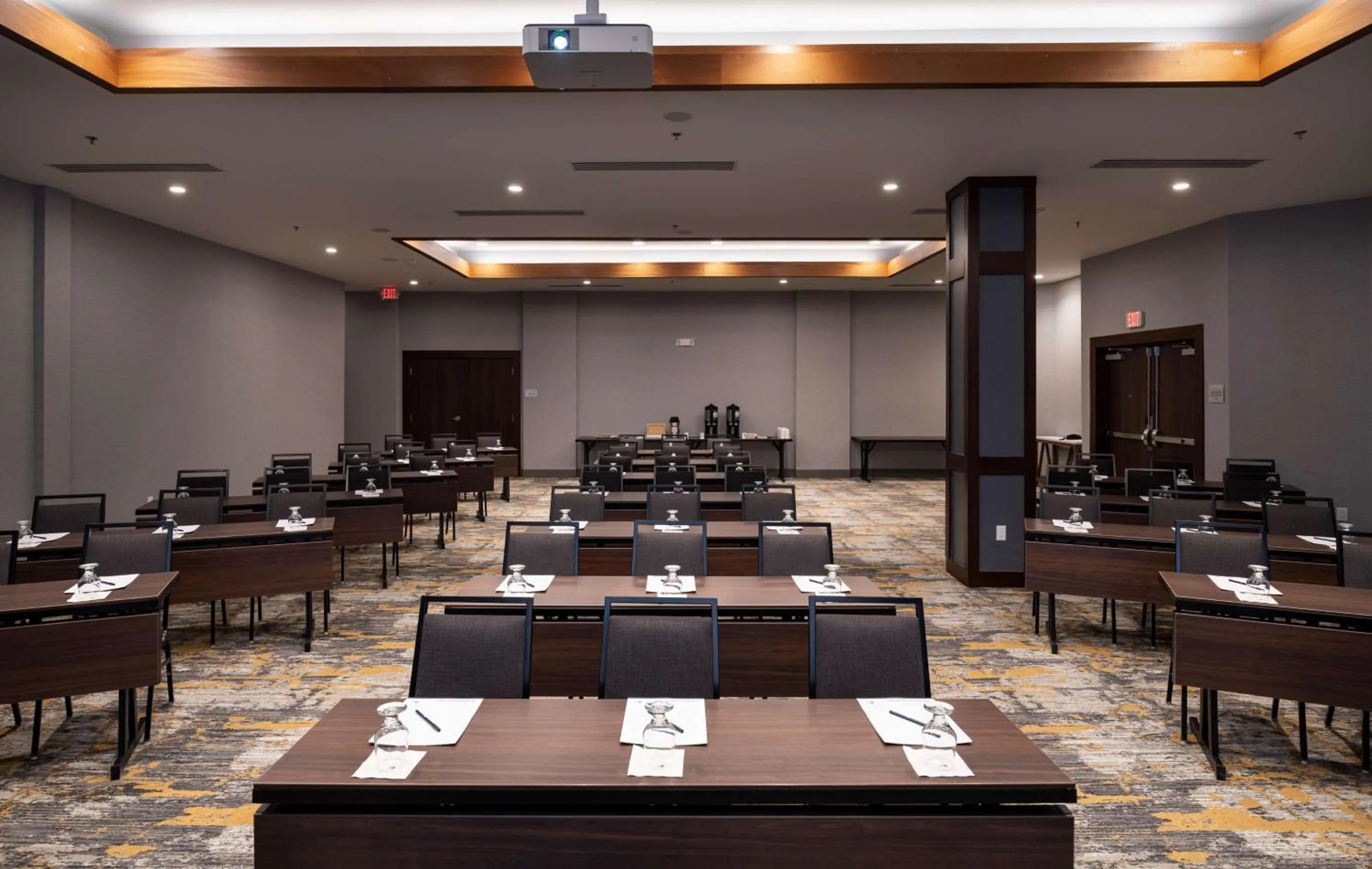 Meeting/conference room in Doubletree By Hilton Madison East