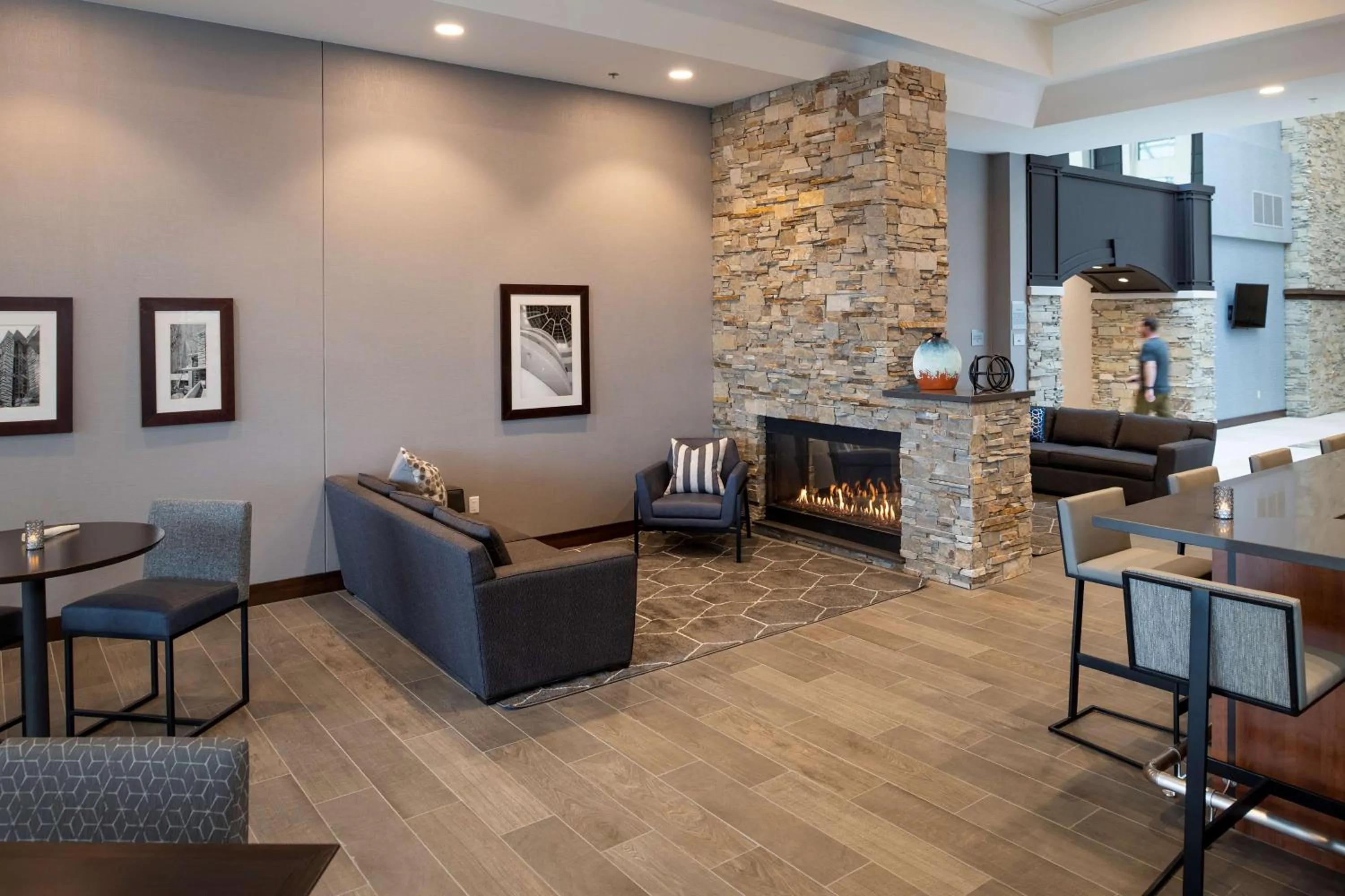 Lobby or reception in Doubletree By Hilton Madison East