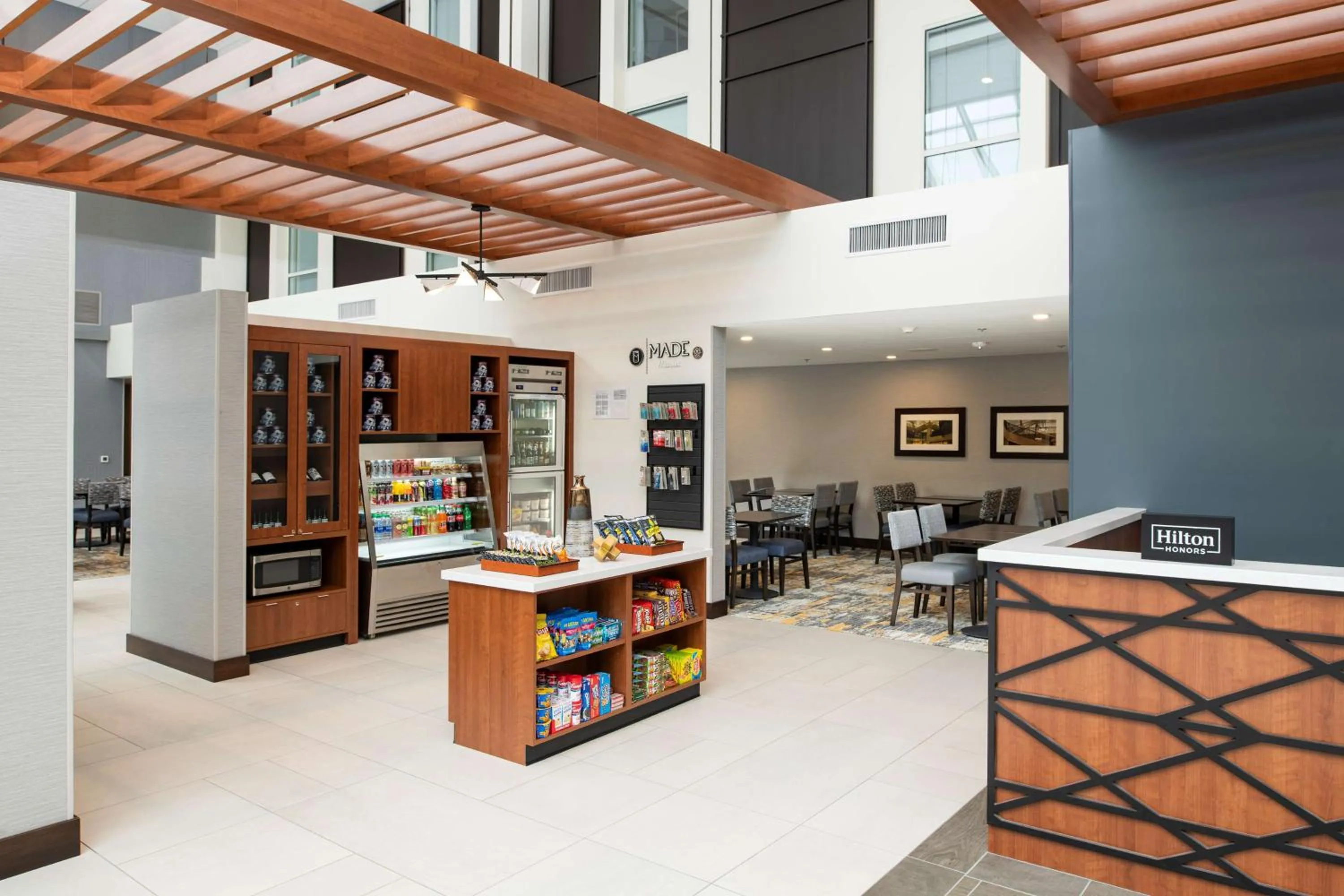 Restaurant/places to eat in Doubletree By Hilton Madison East