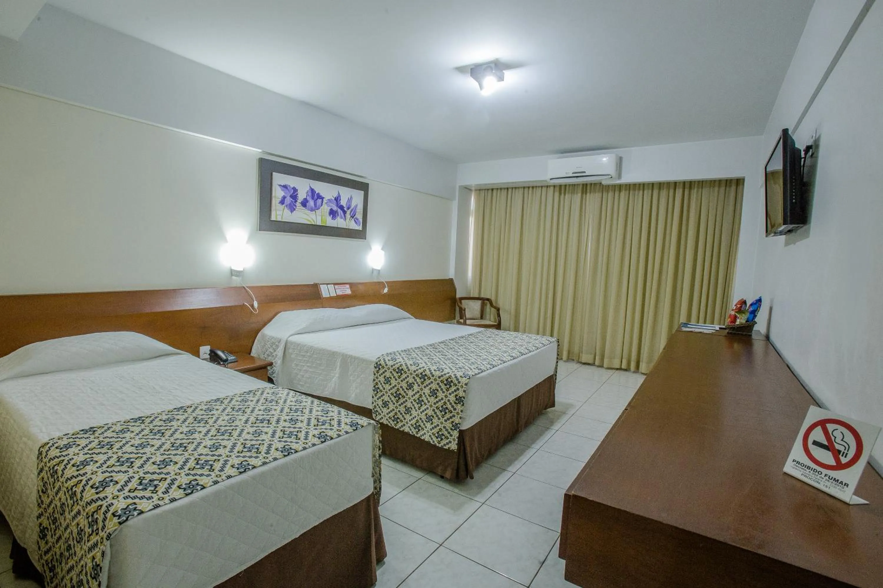 Bed in Foz Presidente Comfort Hotel