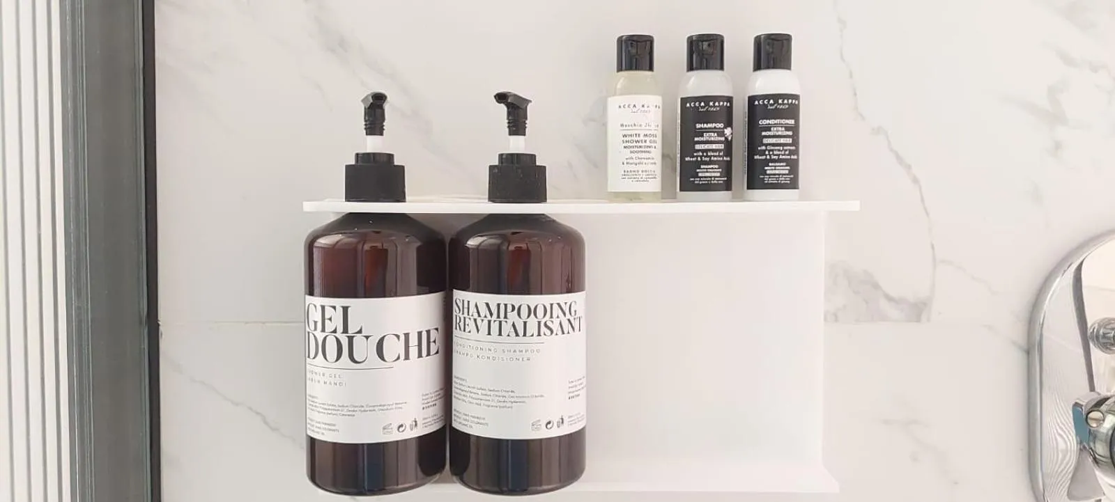 Bathroom in Java Paragon Hotel & Residences