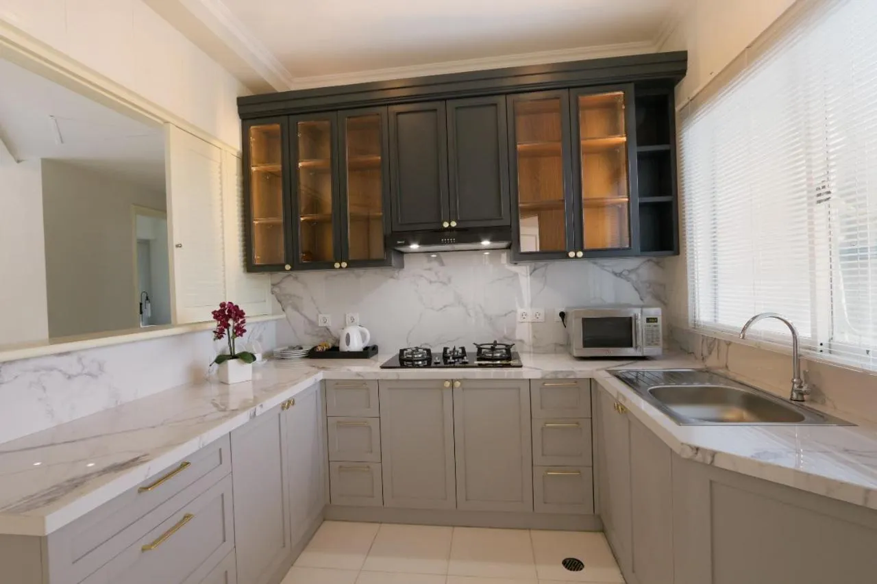 kitchen in Java Paragon Hotel & Residences