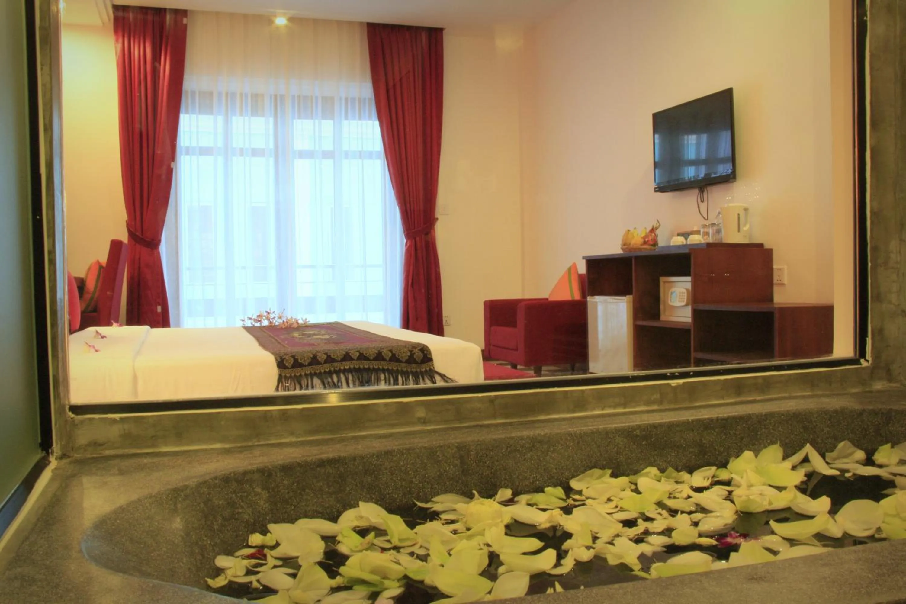 Bedroom in Mekong Angkor Palace Hotel