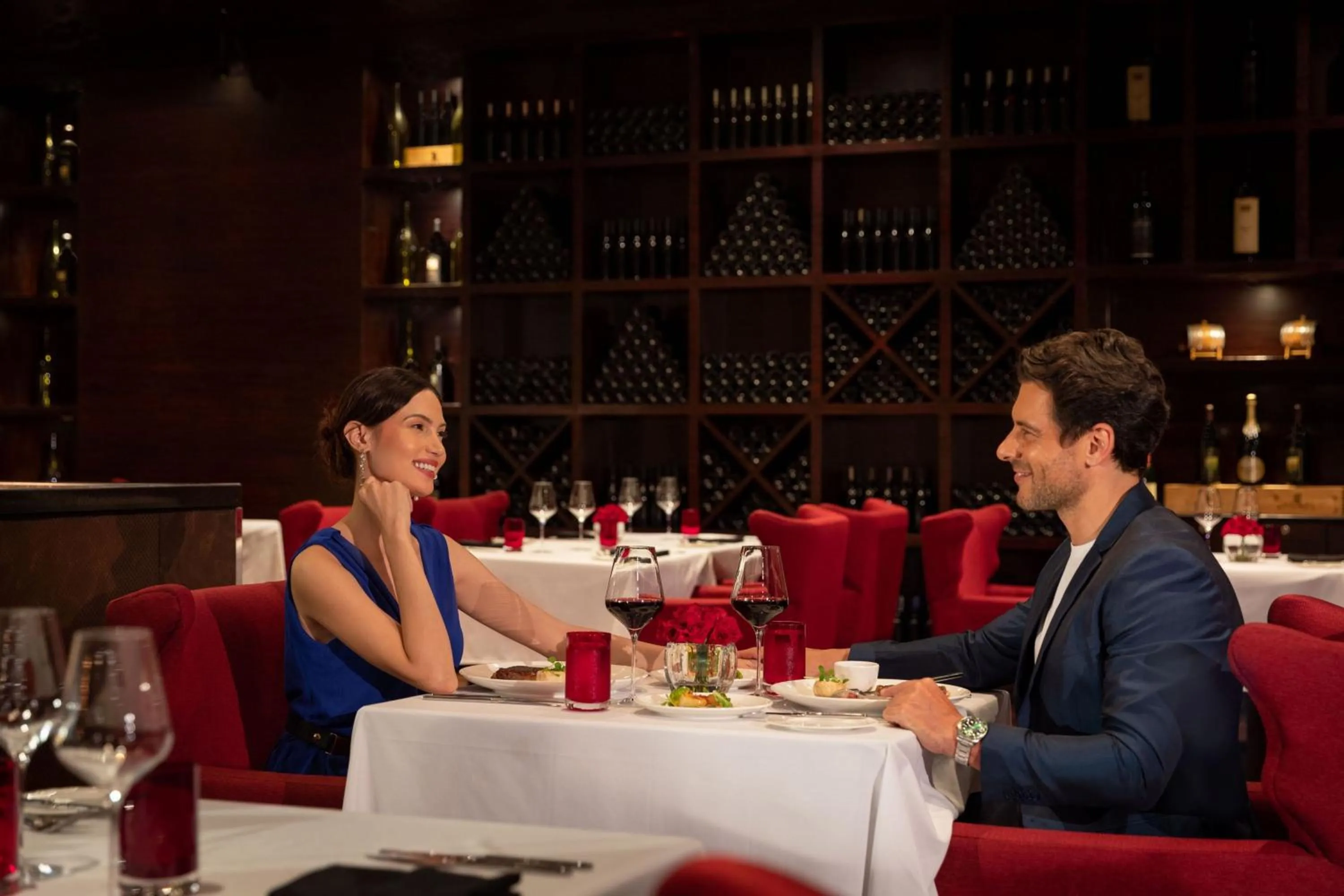 Restaurant/places to eat in Manila Marriott Hotel at Newport World Resorts