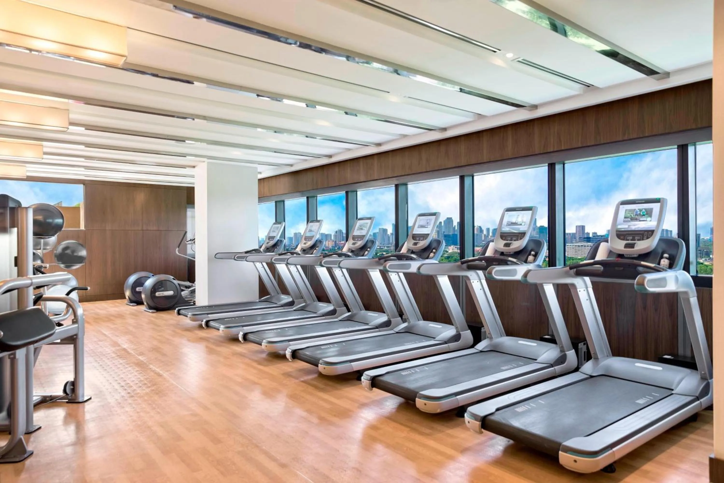 Fitness centre/facilities in Manila Marriott Hotel at Newport World Resorts