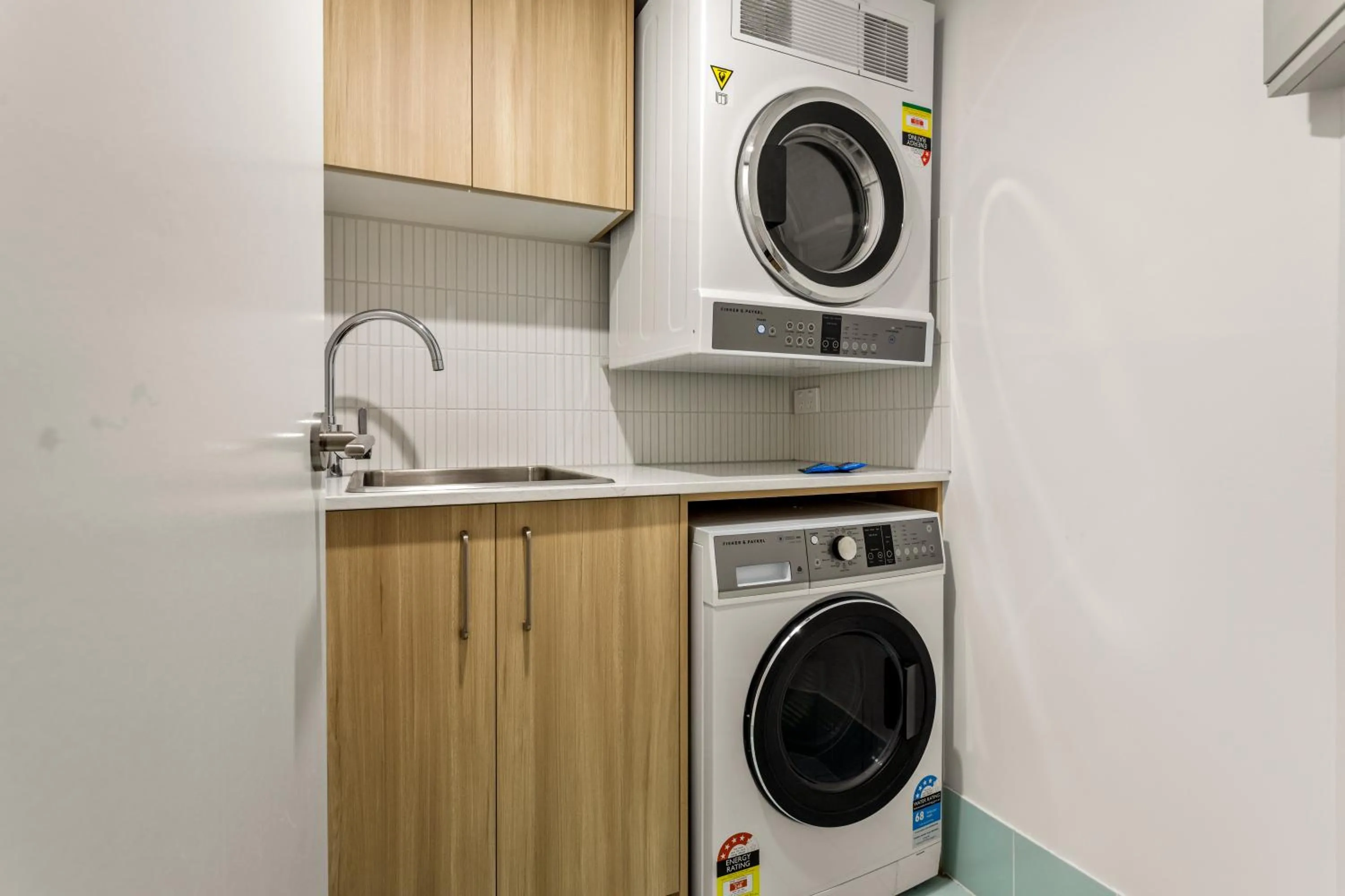 dishwasher in Kirra Palms Holiday Apartments