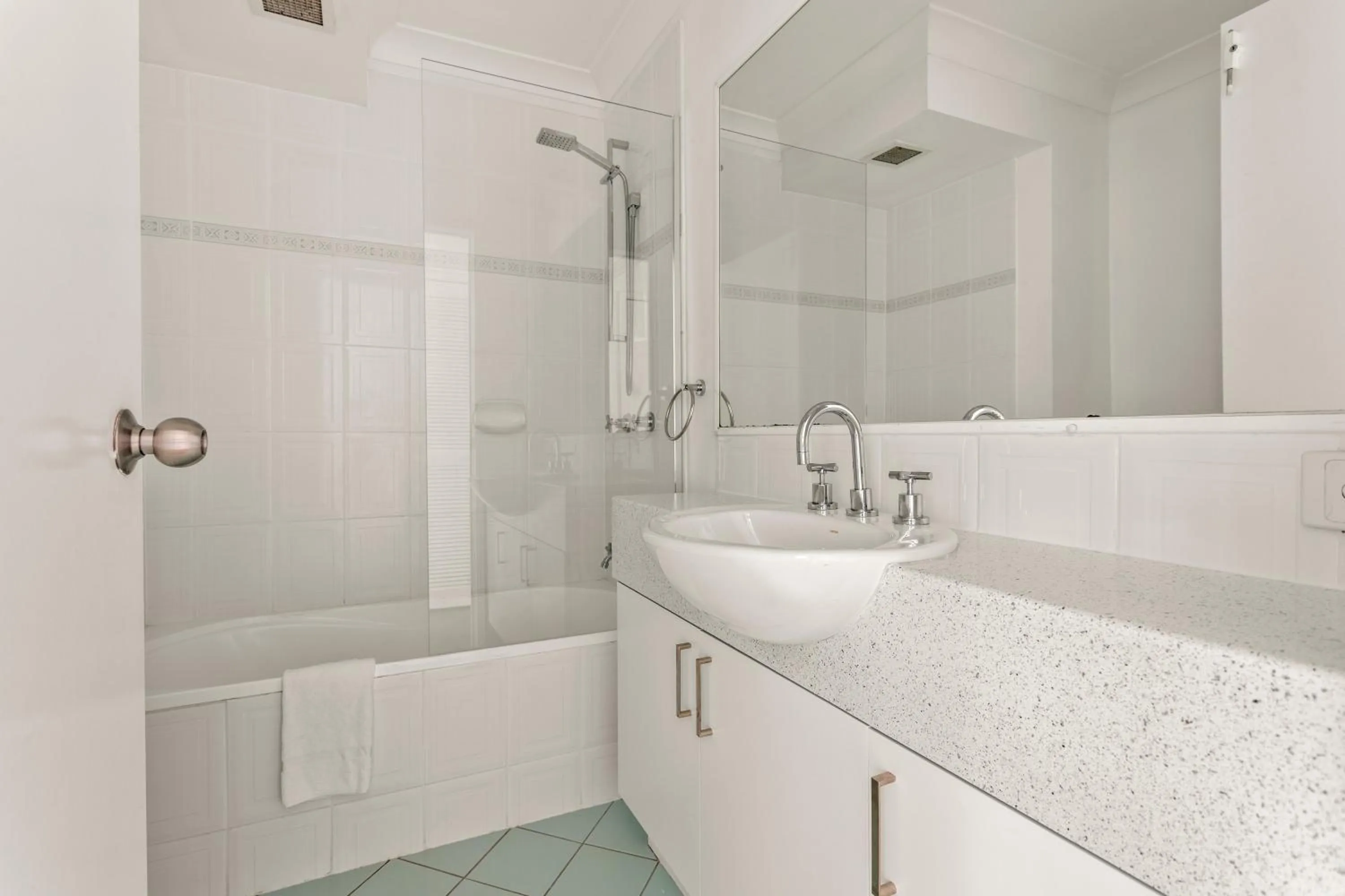 Shower in Kirra Palms Holiday Apartments