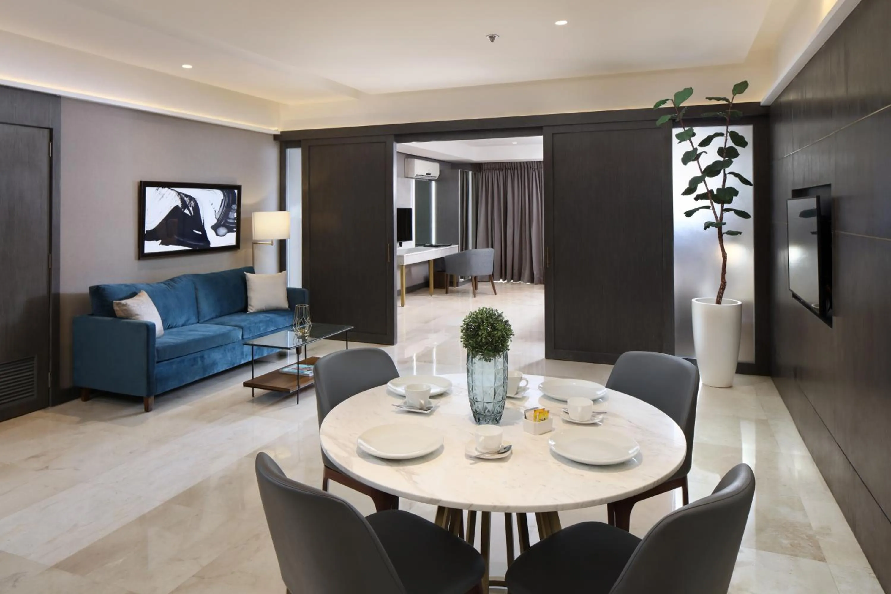 Kitchen or kitchenette in City Garden Suites Manila