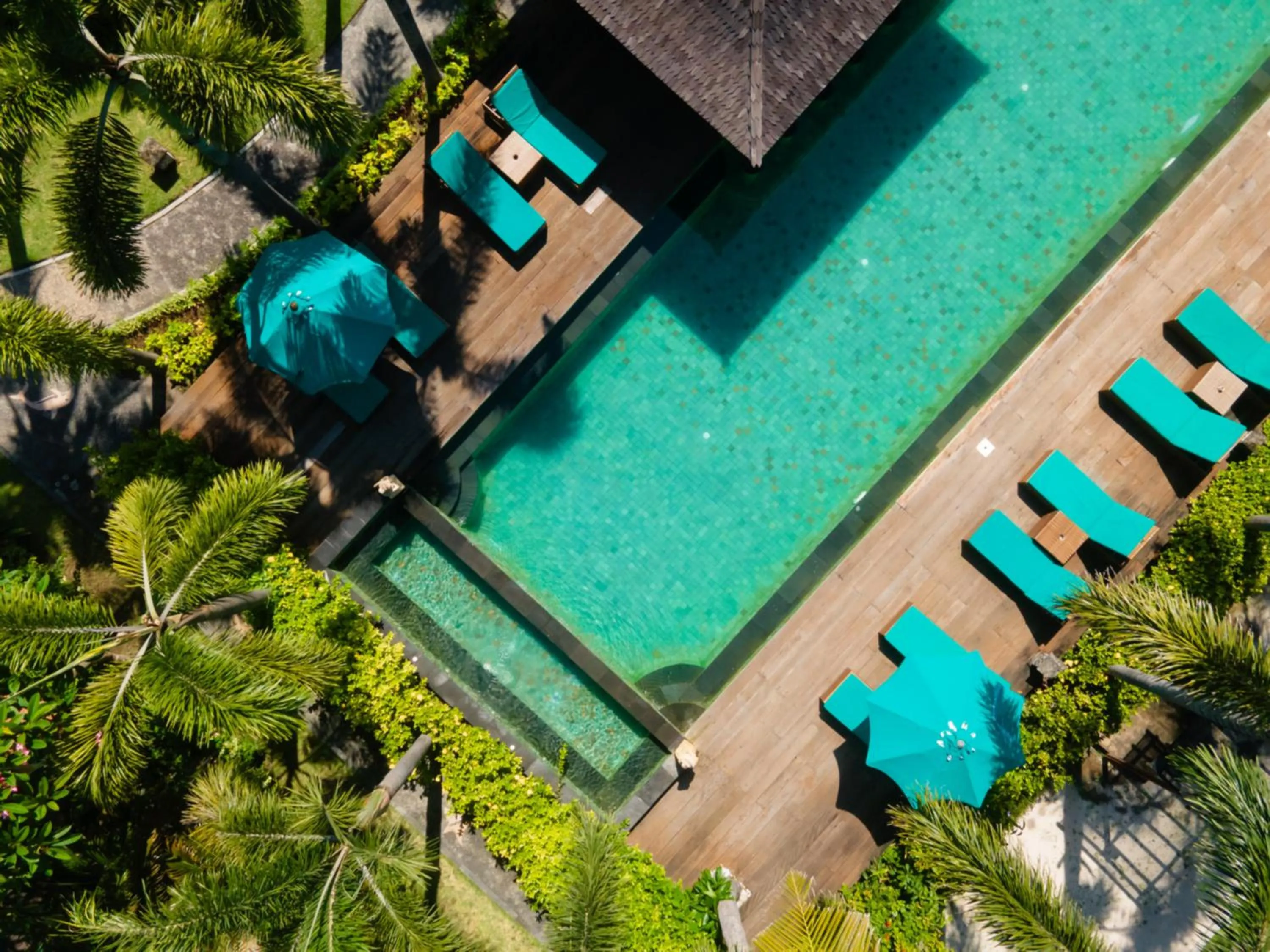 Swimming pool in Vila Ombak