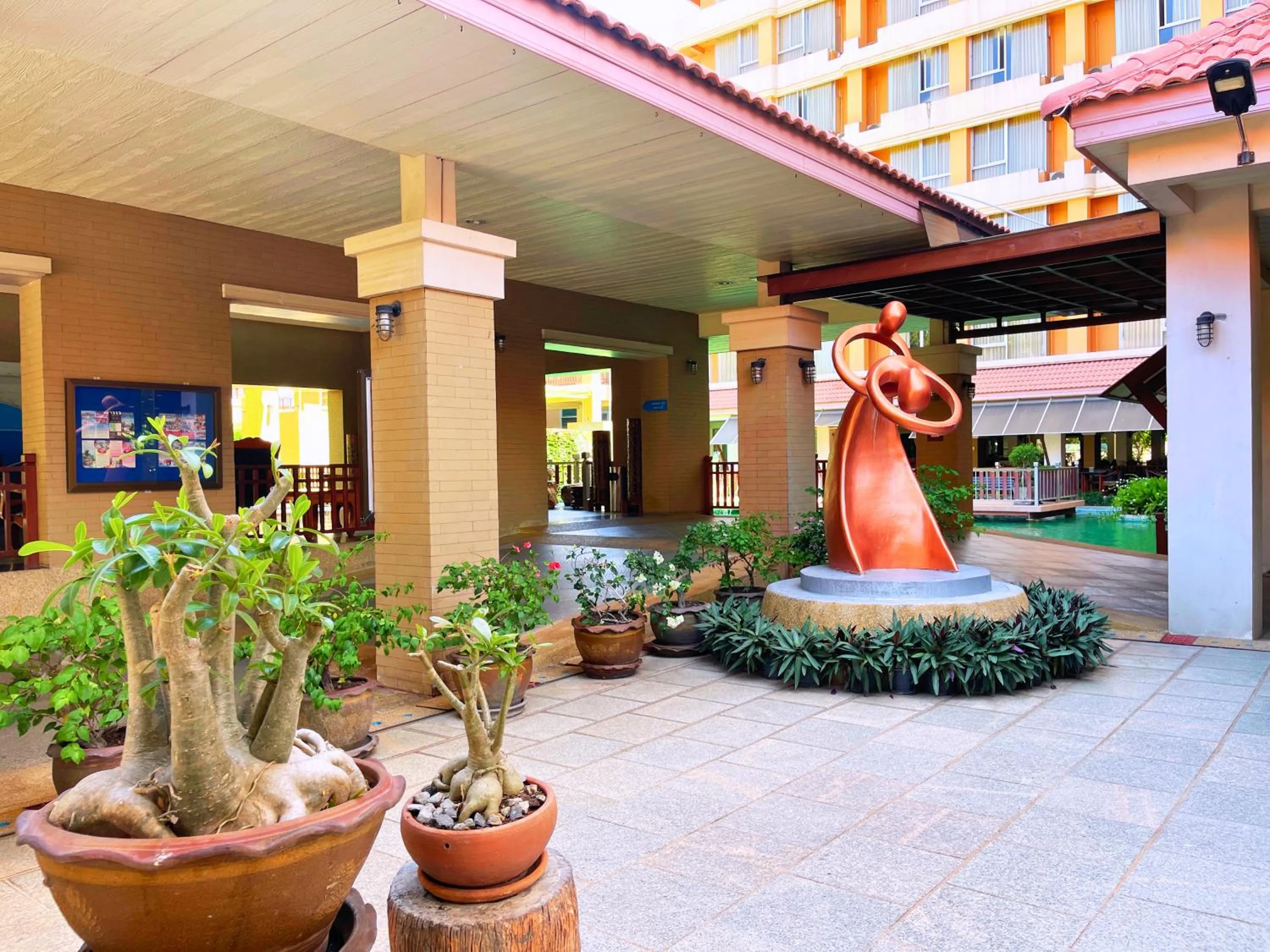 Facade/entrance in Eastern Grand Palace