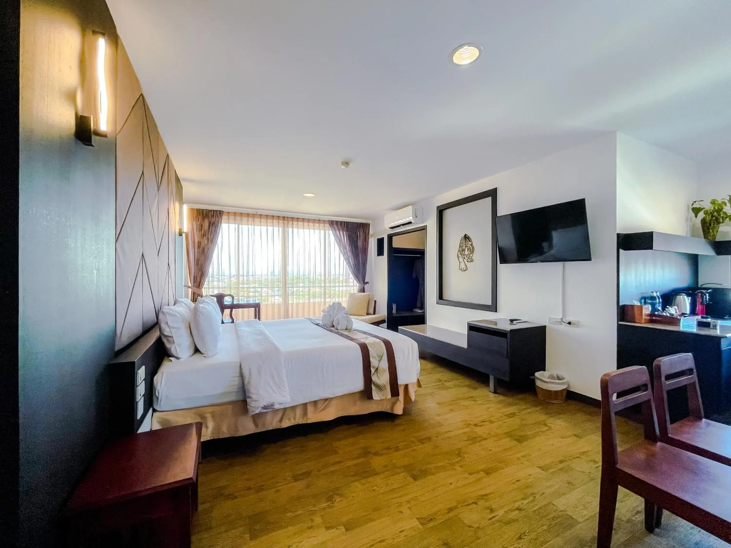 Family Room in Eastern Grand Palace Family Room in Eastern Grand Palace