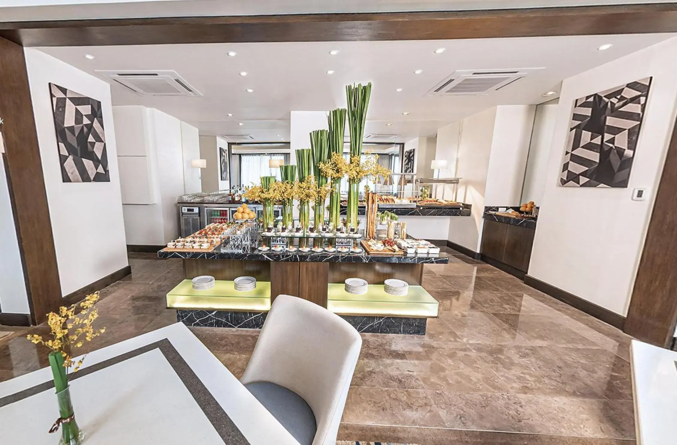 Club Room - single occupancy in Seda Ayala Center Cebu Club Room - single occupancy in Seda Ayala Center Cebu