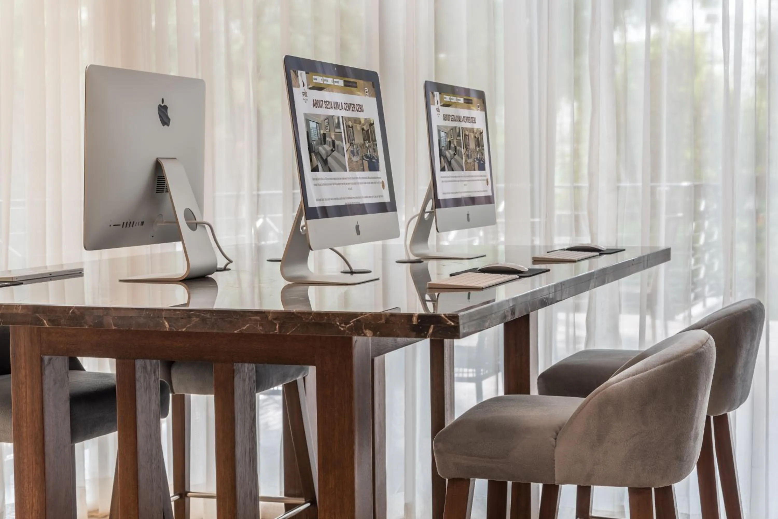 Business facilities in Seda Ayala Center Cebu City