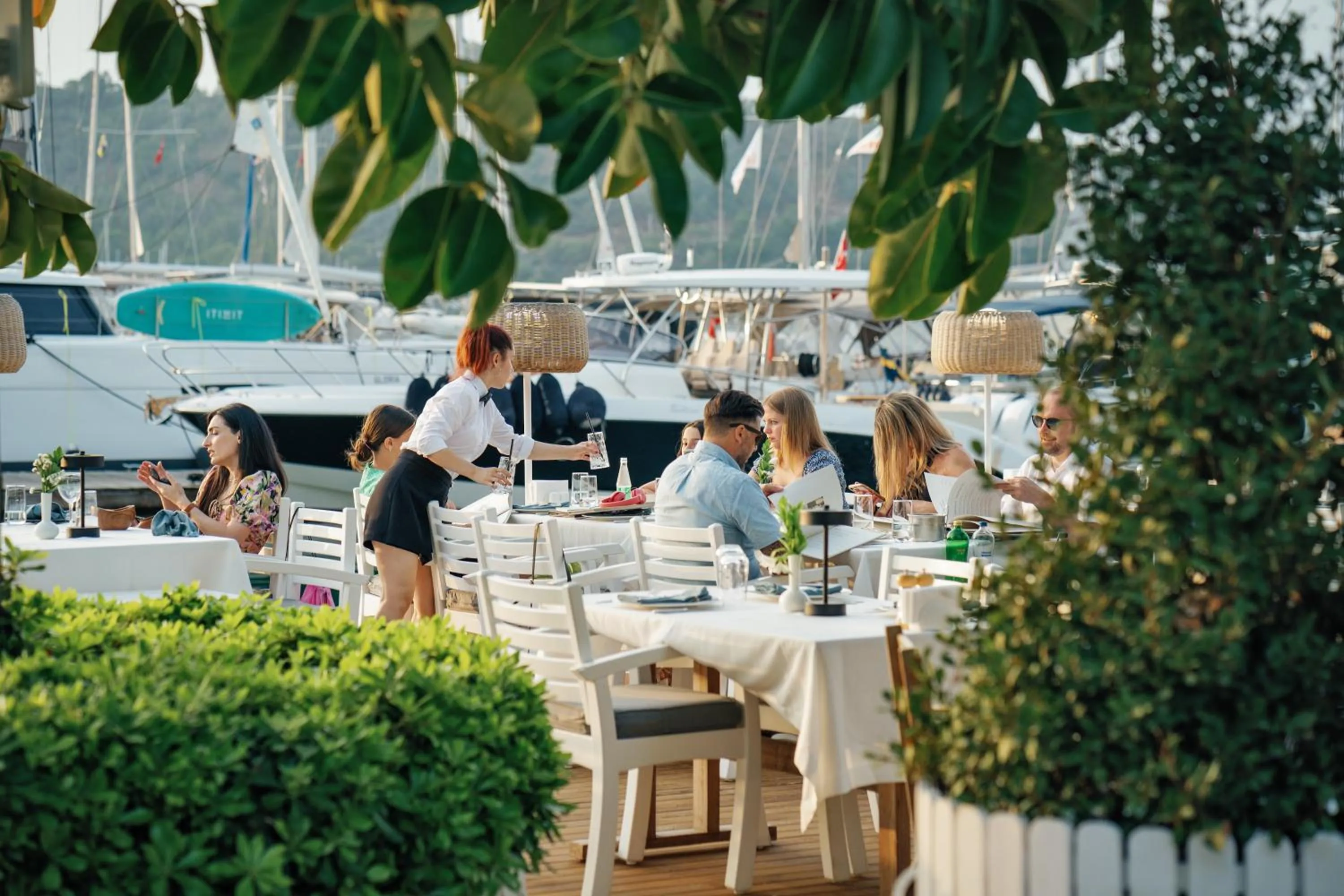 Restaurant/places to eat in Yacht Classic Hotel - Boutique Class