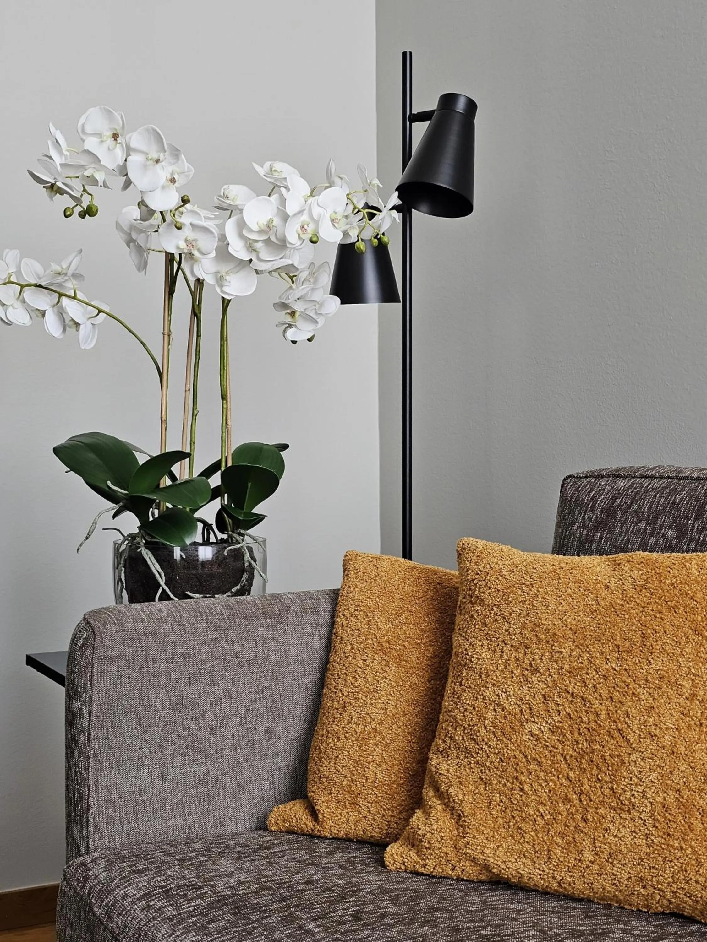 Seating area in Hotel Skansen