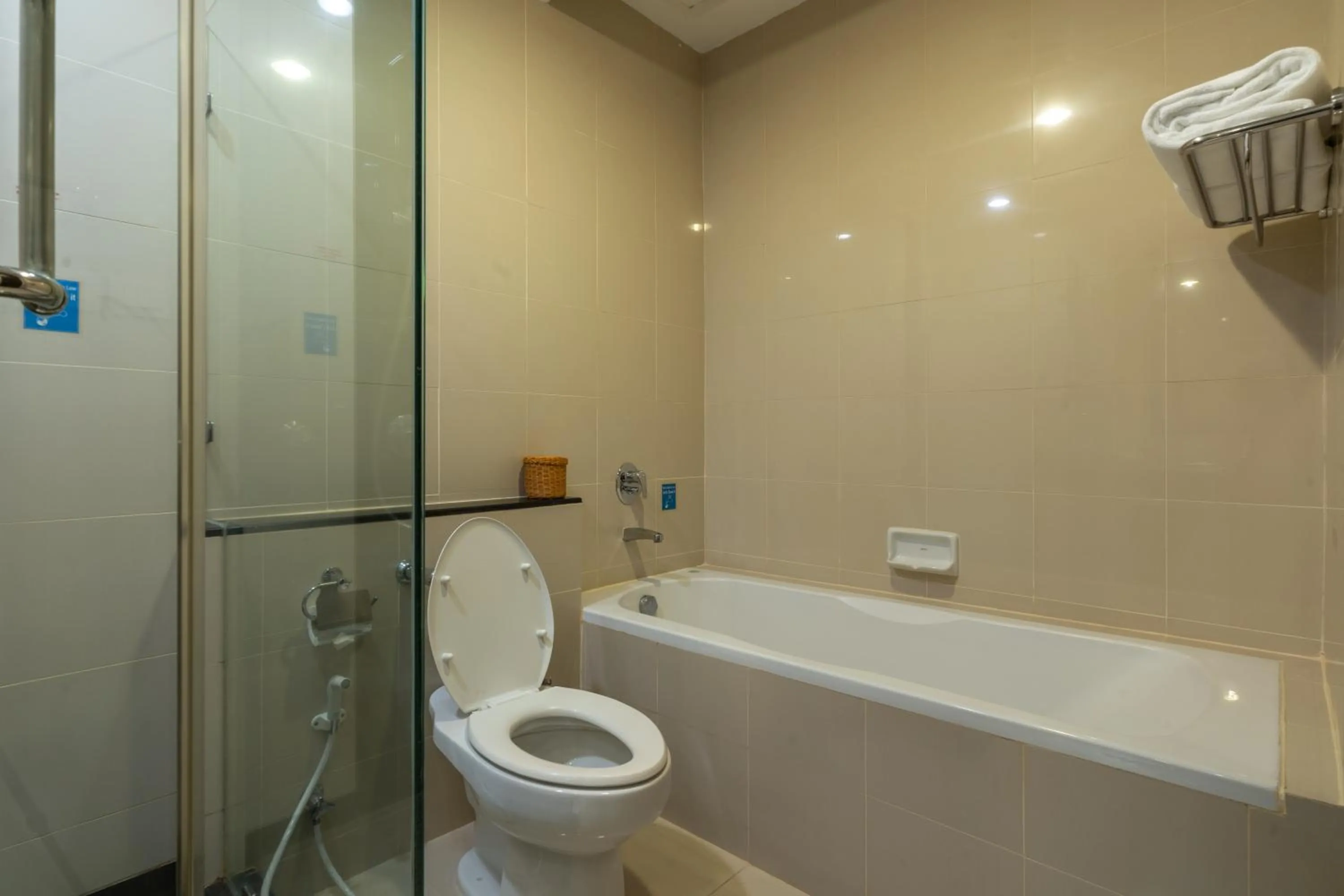 Bathroom in Cape Racha Hotel