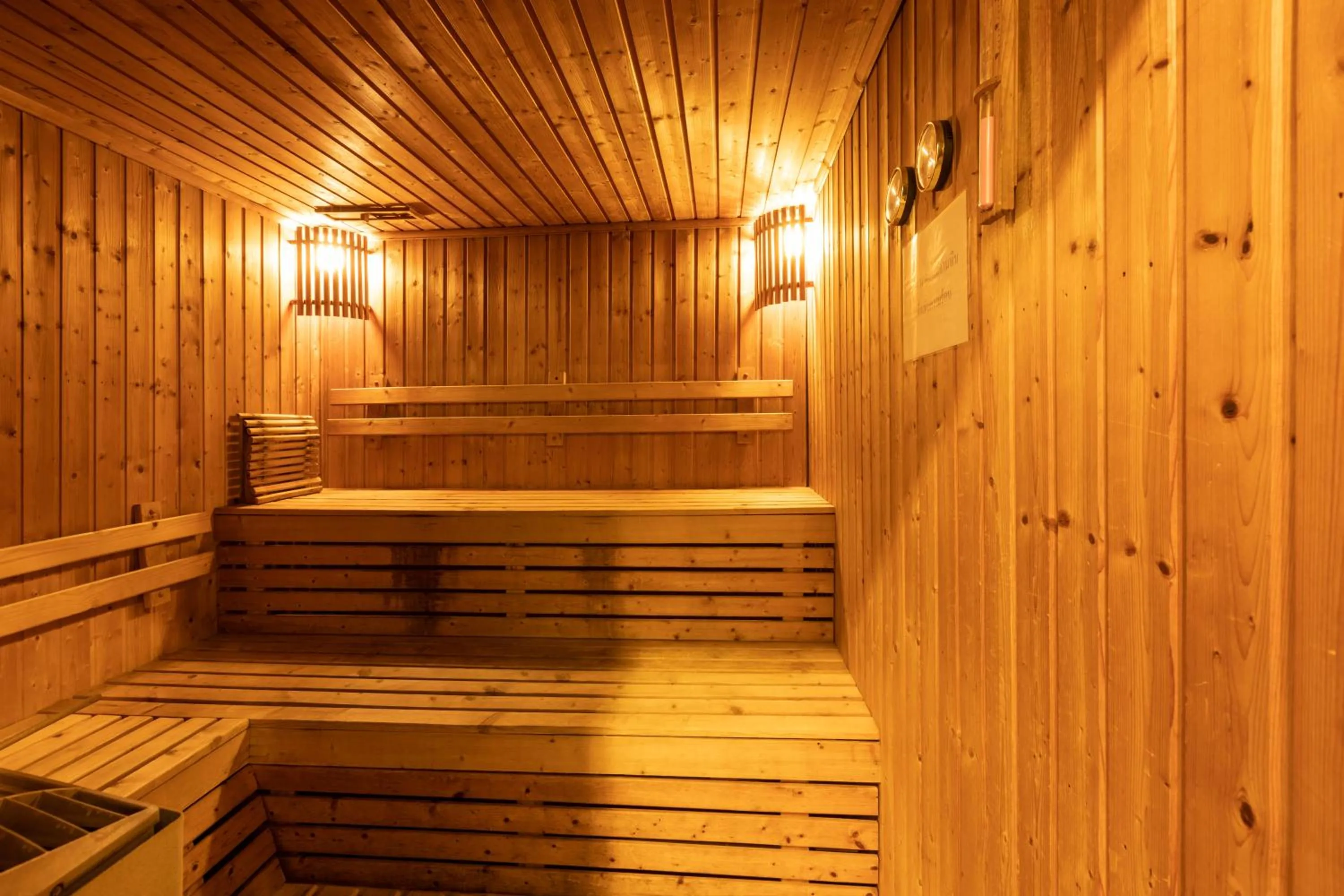 Sauna in Cape Racha Hotel