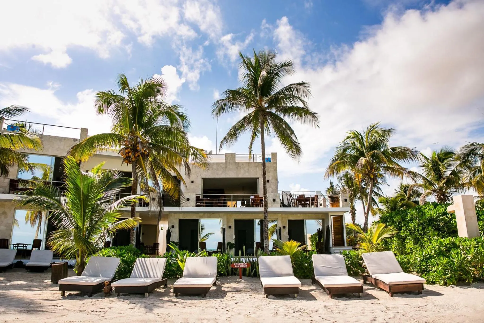 Property building in Hotel La Casa Cielo solo adultos