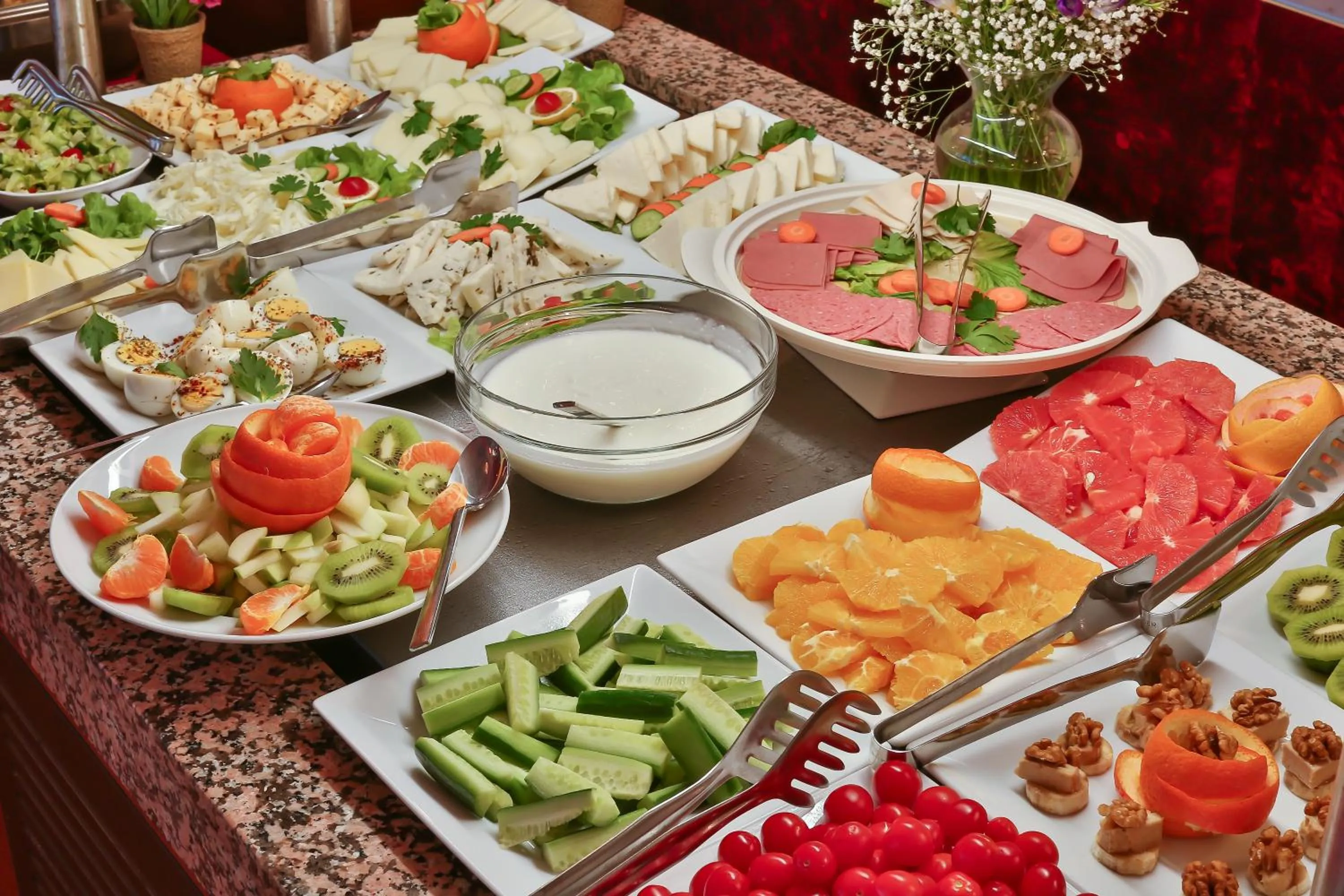 Buffet breakfast in Senatus Hotel - Special Class