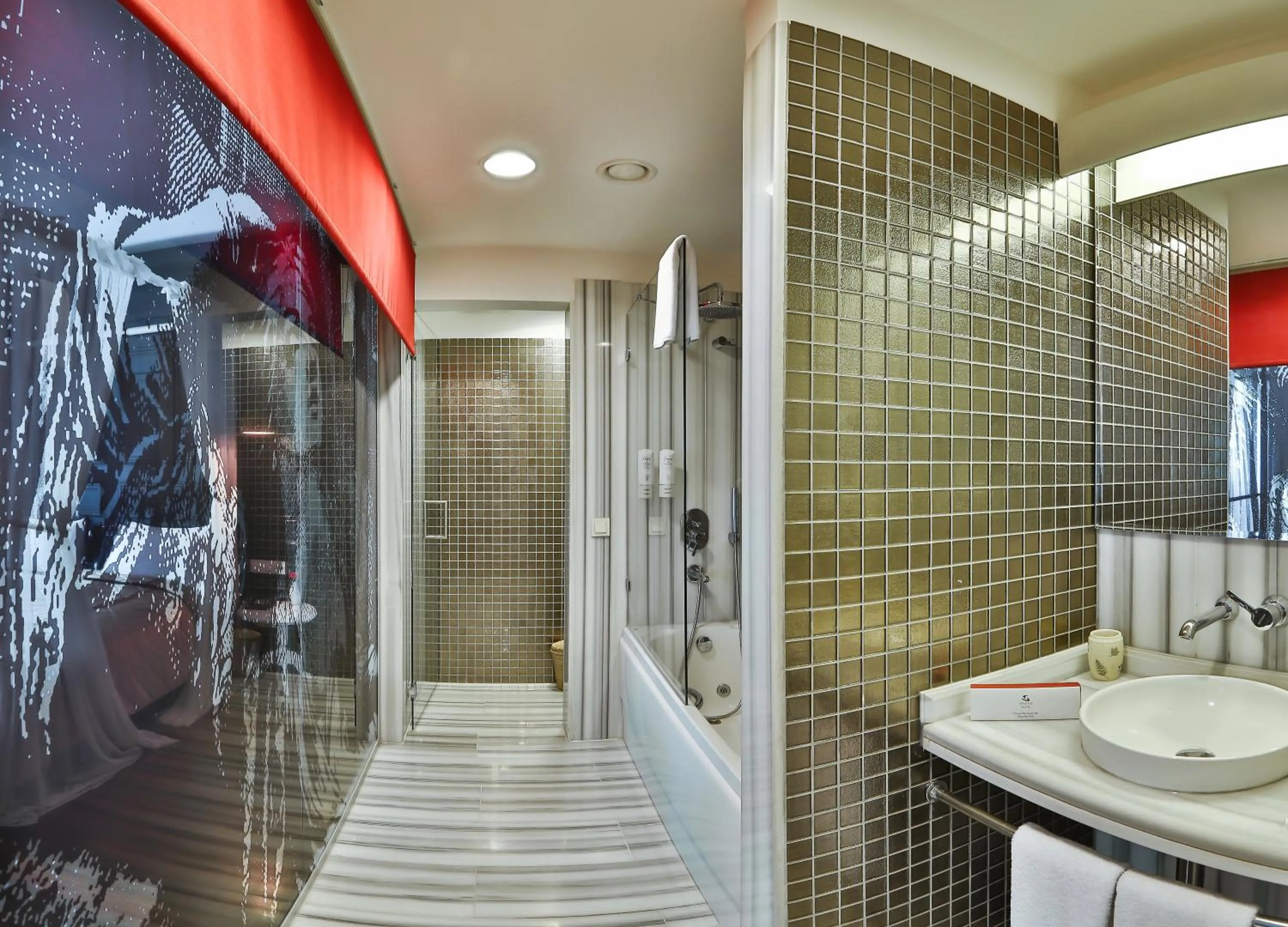 Bathroom in Senatus Hotel - Special Class