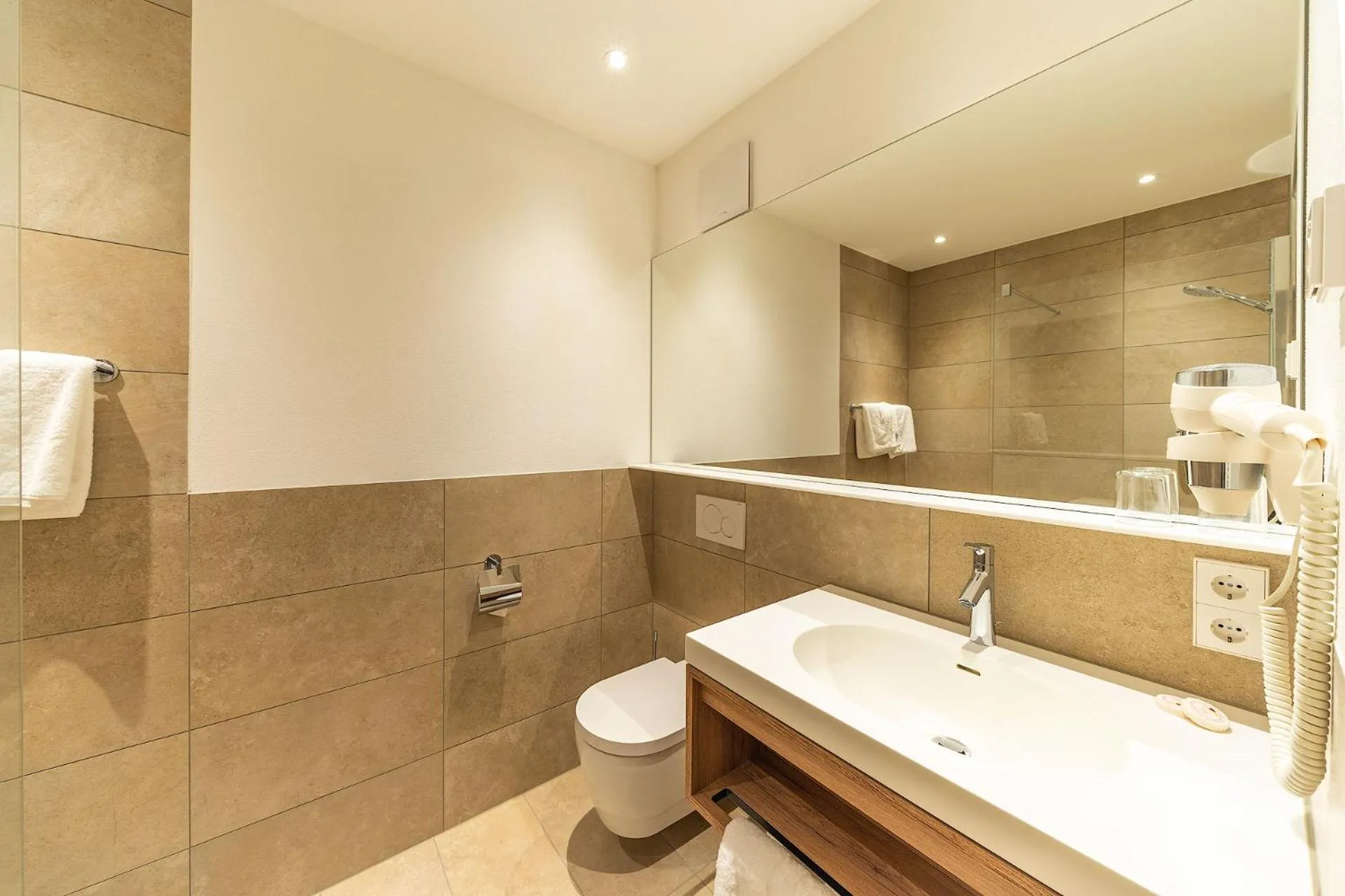 Bathroom in Weinhotel Pfeffer & Salz