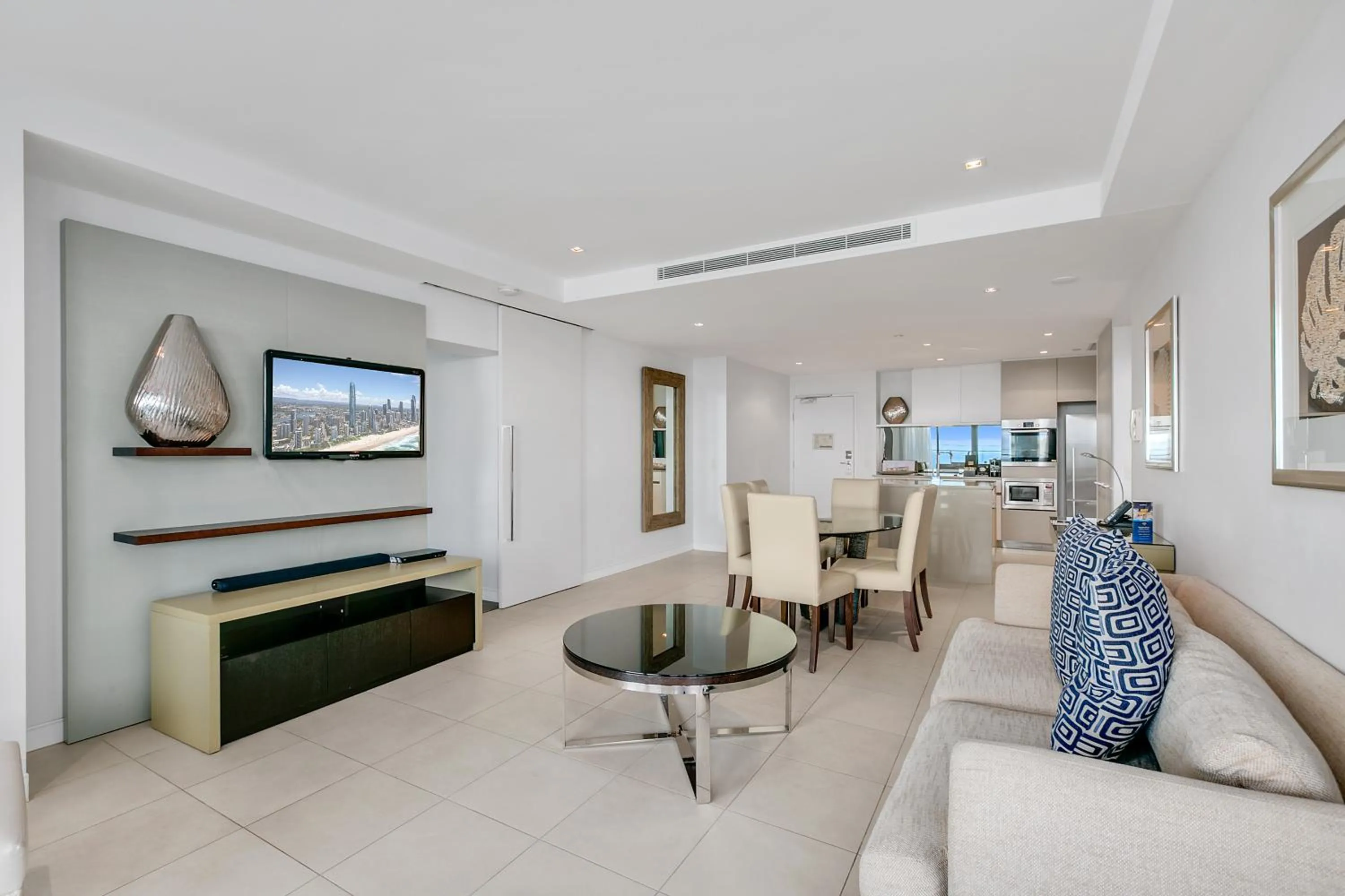 TV and multimedia in Soul Surfers Paradise - Gclr