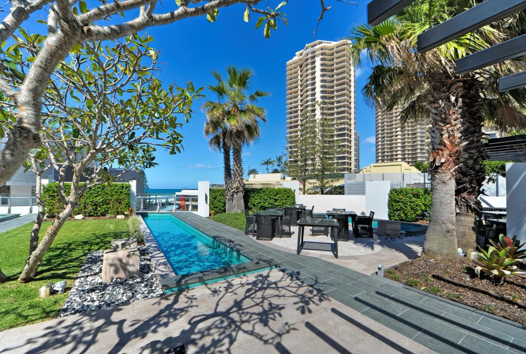 Garden in Soul Surfers Paradise - Gclr
