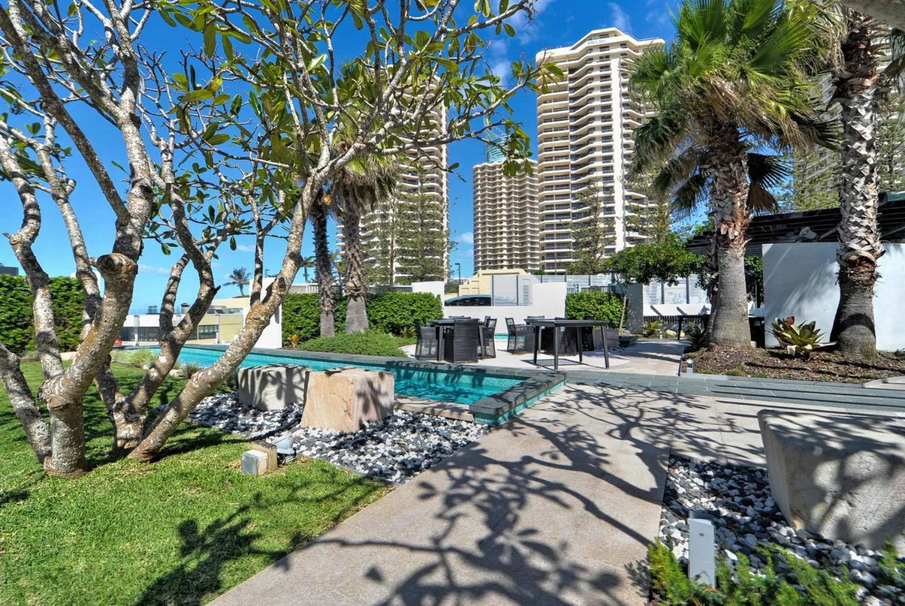 Garden in Soul Surfers Paradise - Gclr