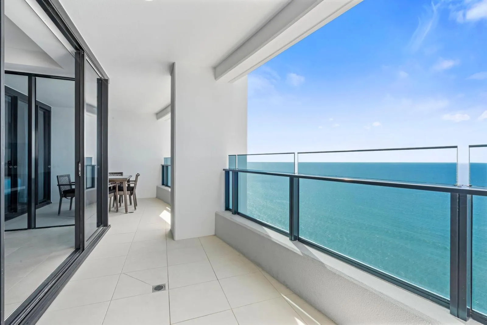 Soul Surfers Paradise - Gclr