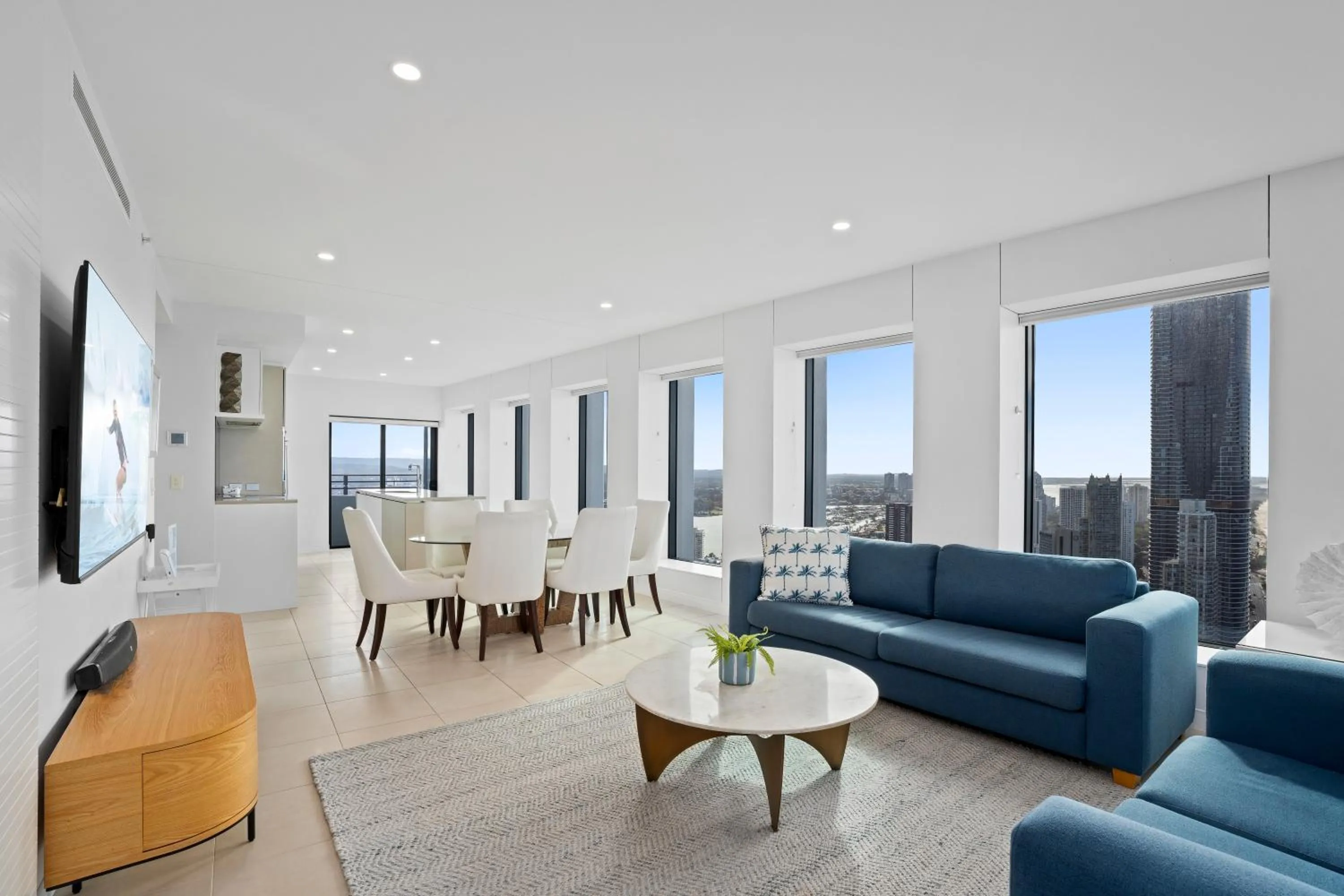 TV and multimedia in Soul Surfers Paradise - Gclr