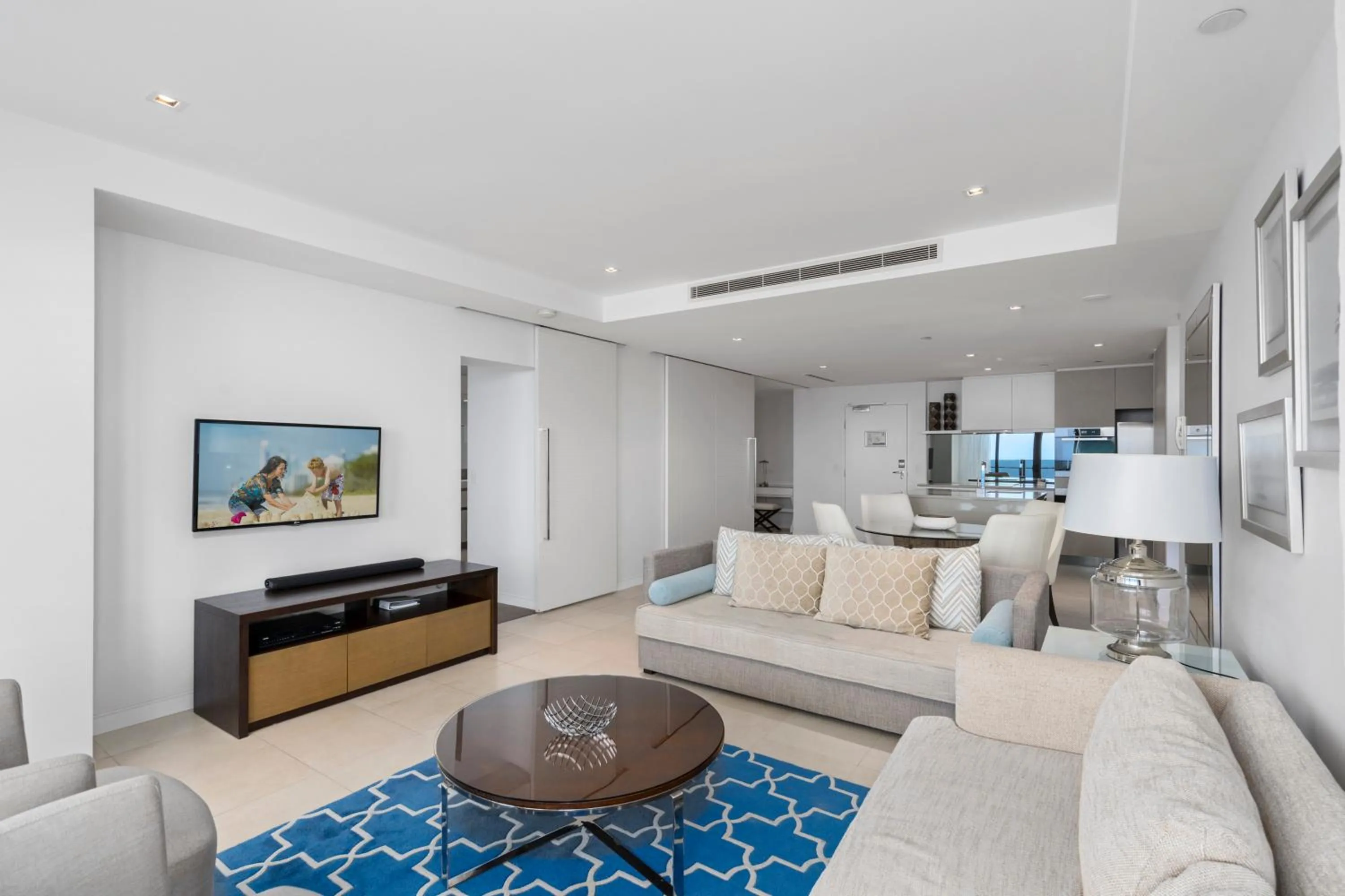 Living room in Soul Surfers Paradise - Gclr