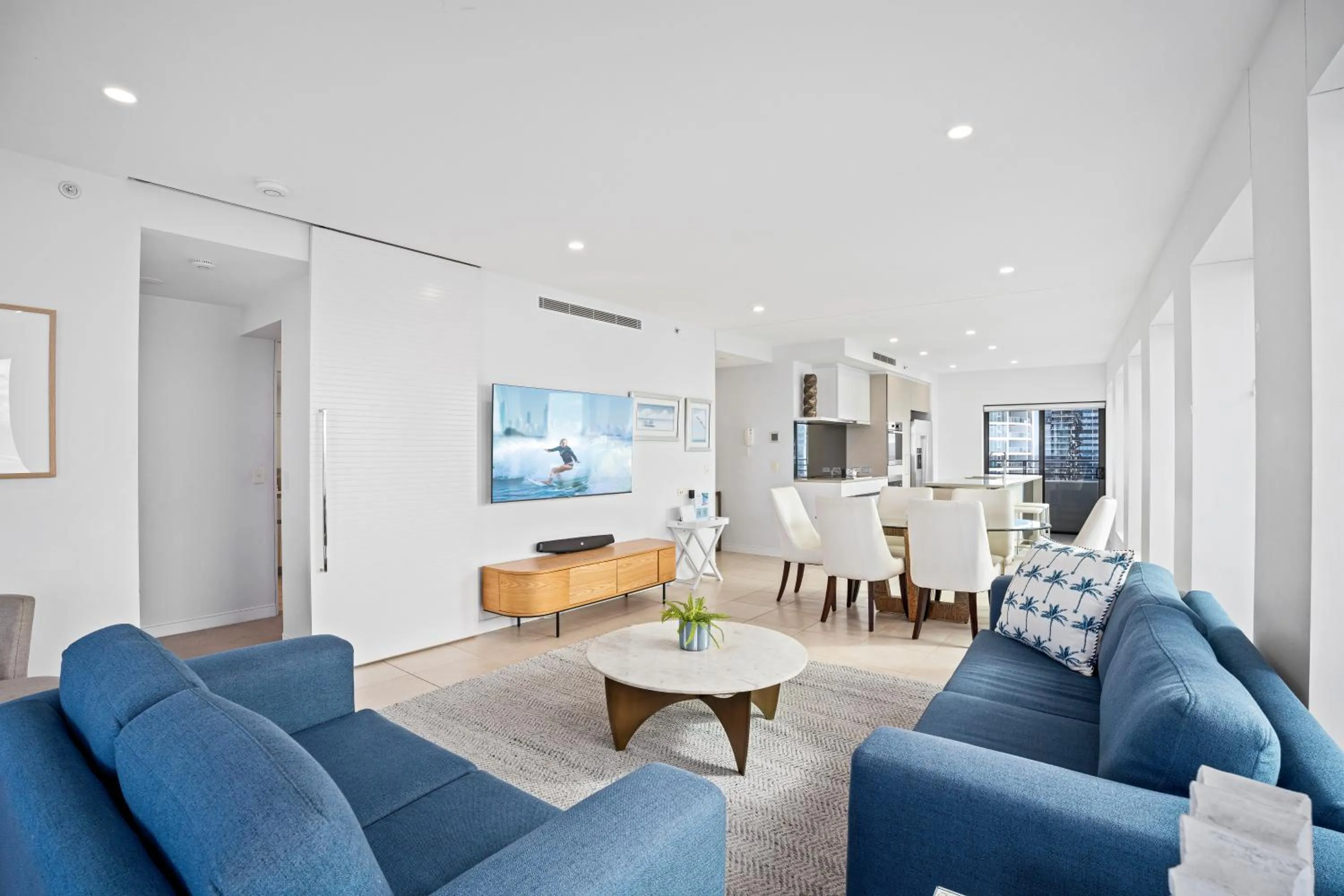 Living room in Soul Surfers Paradise - Gclr