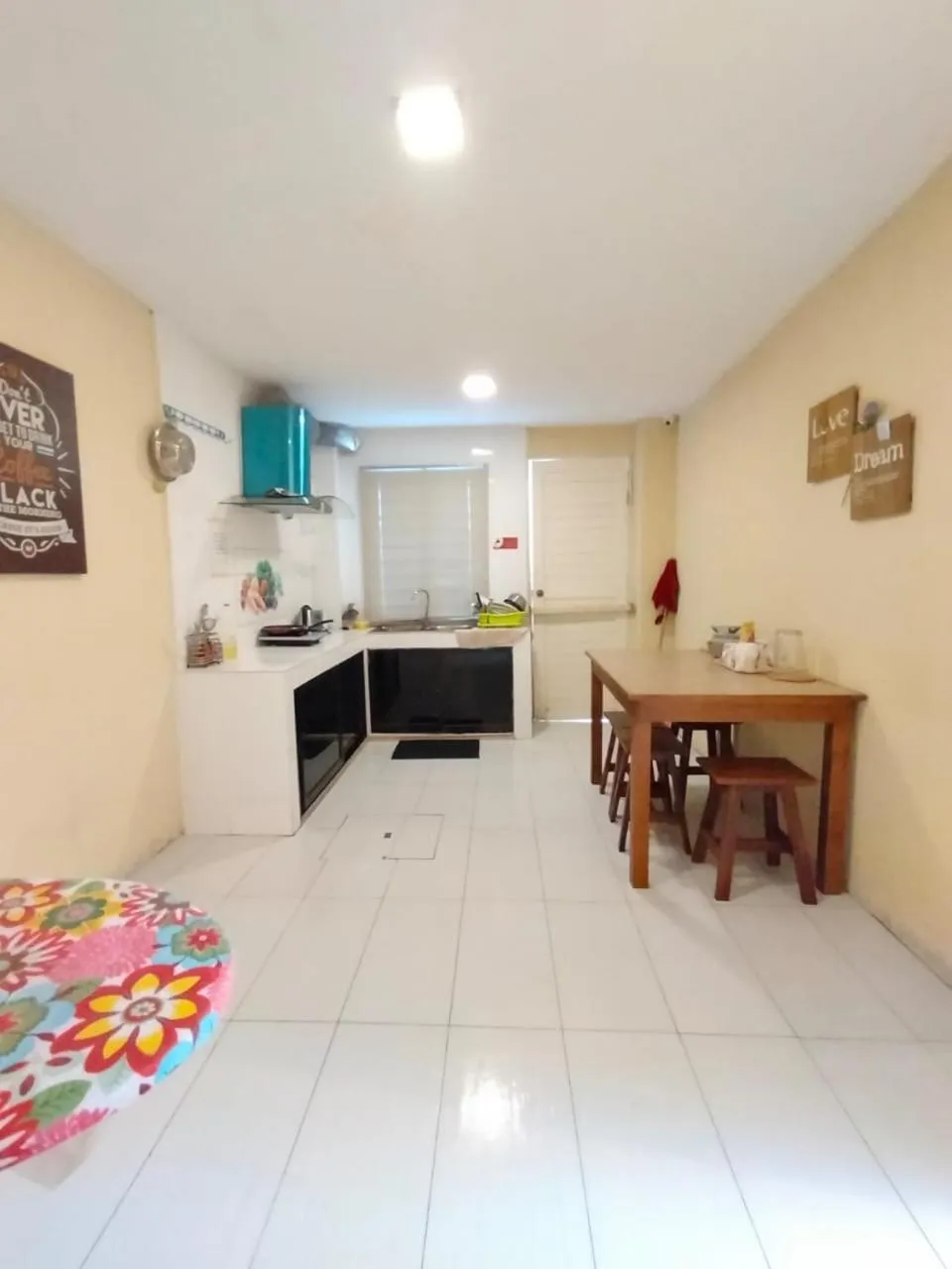 Kitchen or kitchenette in Natol Homestay - Paris BDC