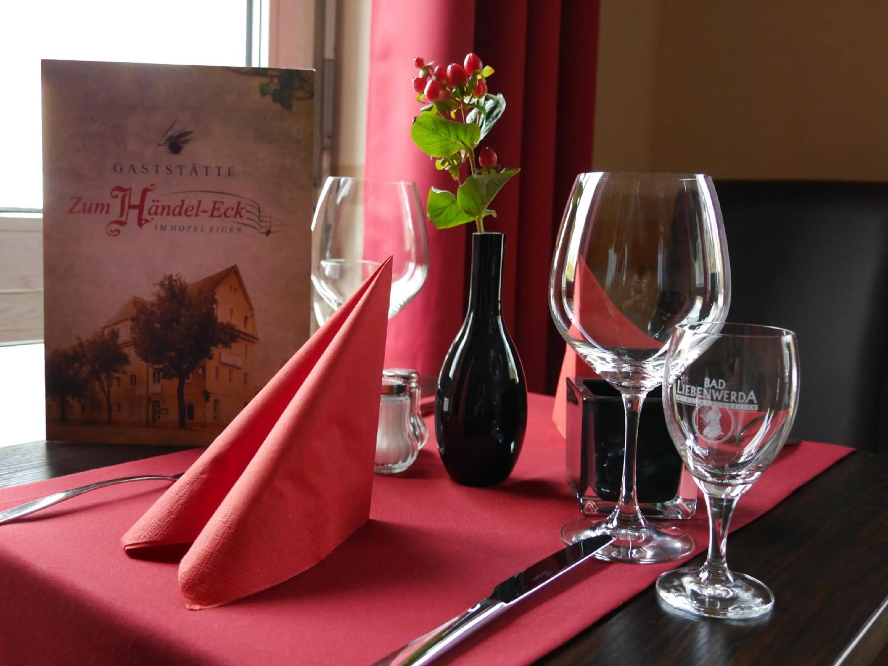 Restaurant/places to eat in Hotel Eigen