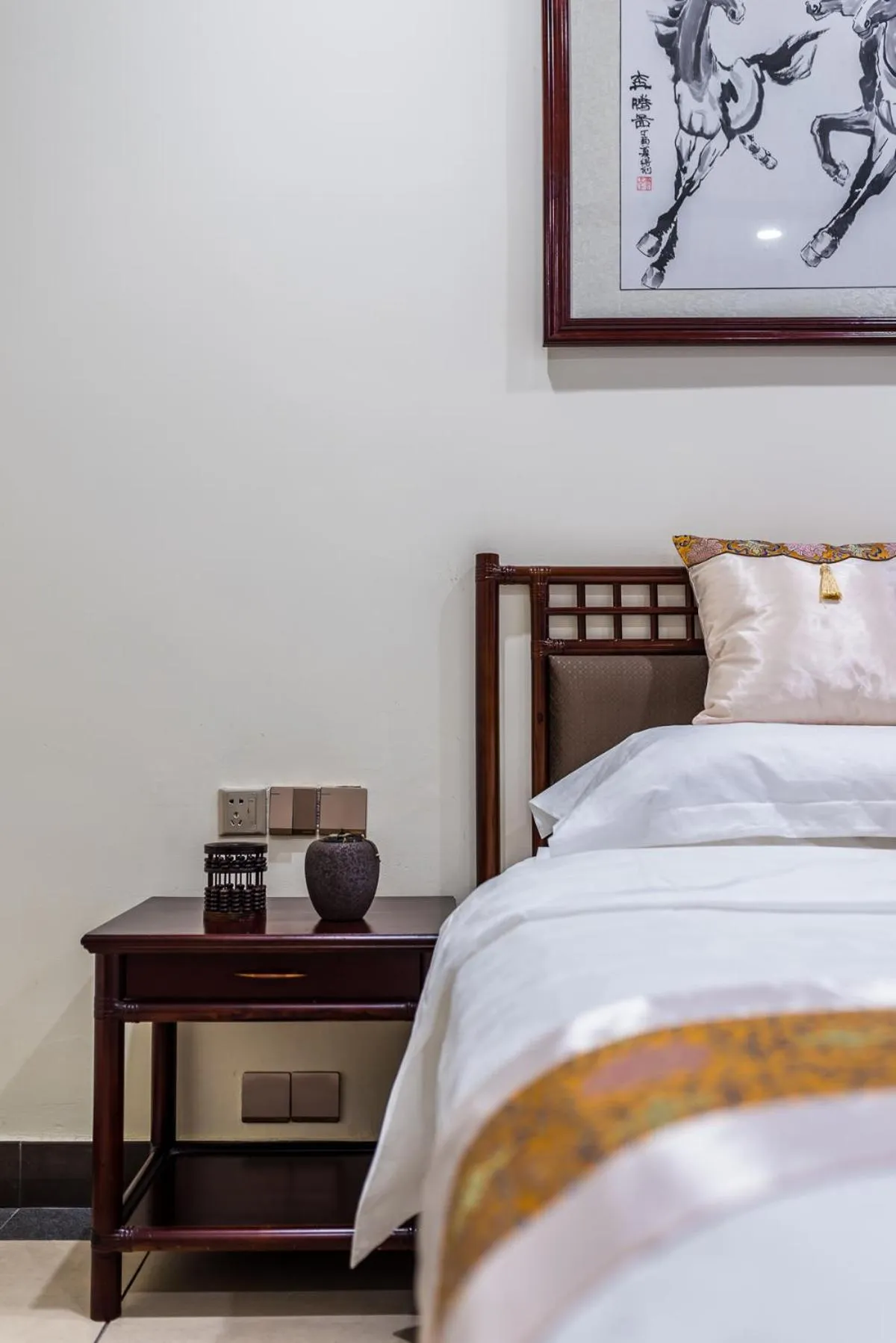 Bed in Hainan Jingshan Hotel