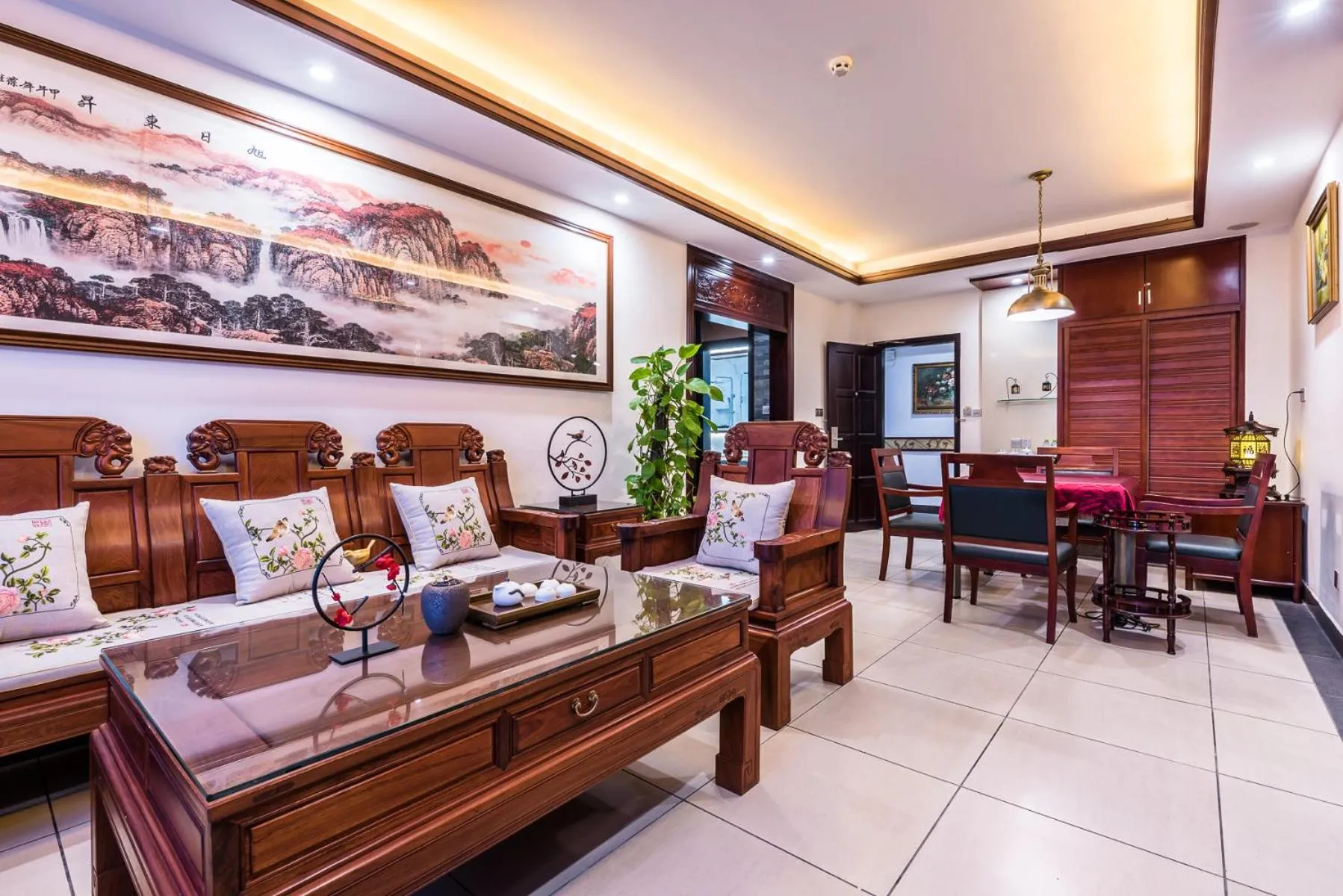 Hainan Jingshan Hotel