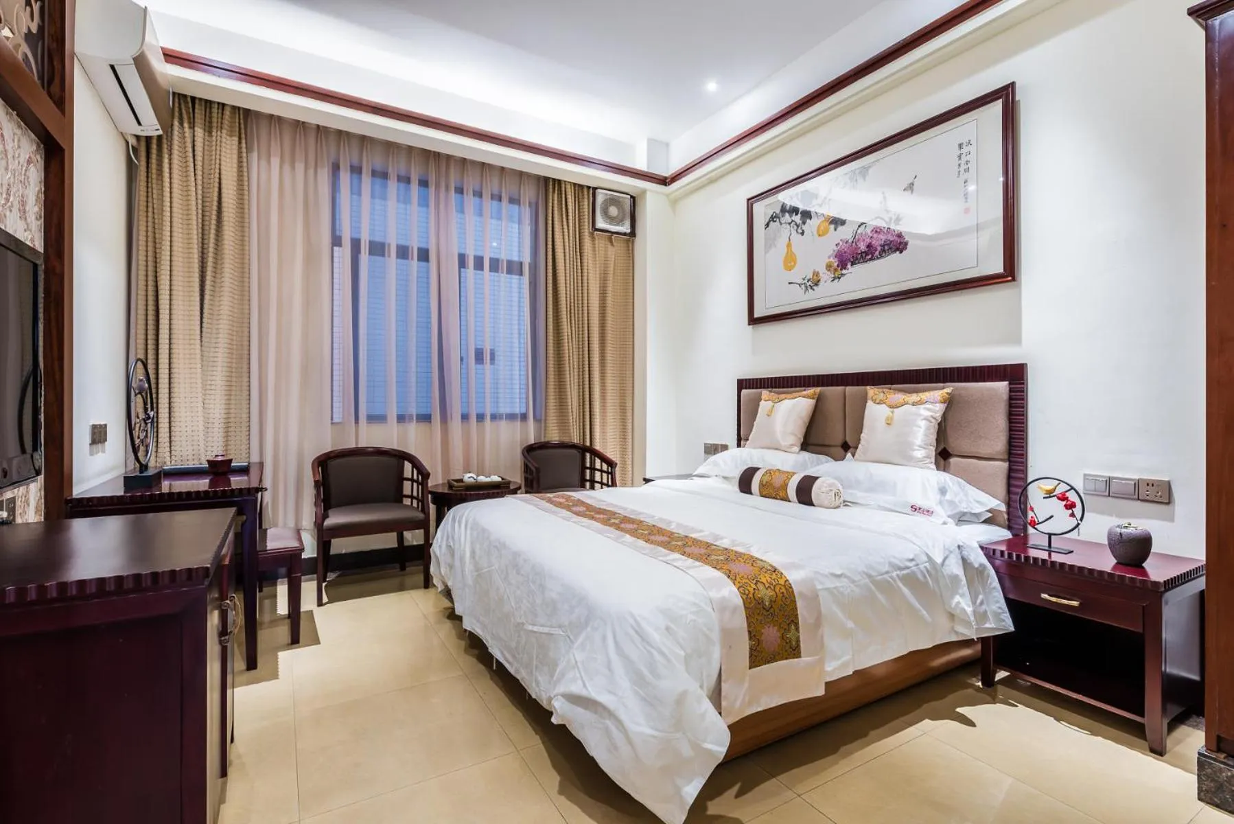 Bed in Hainan Jingshan Hotel