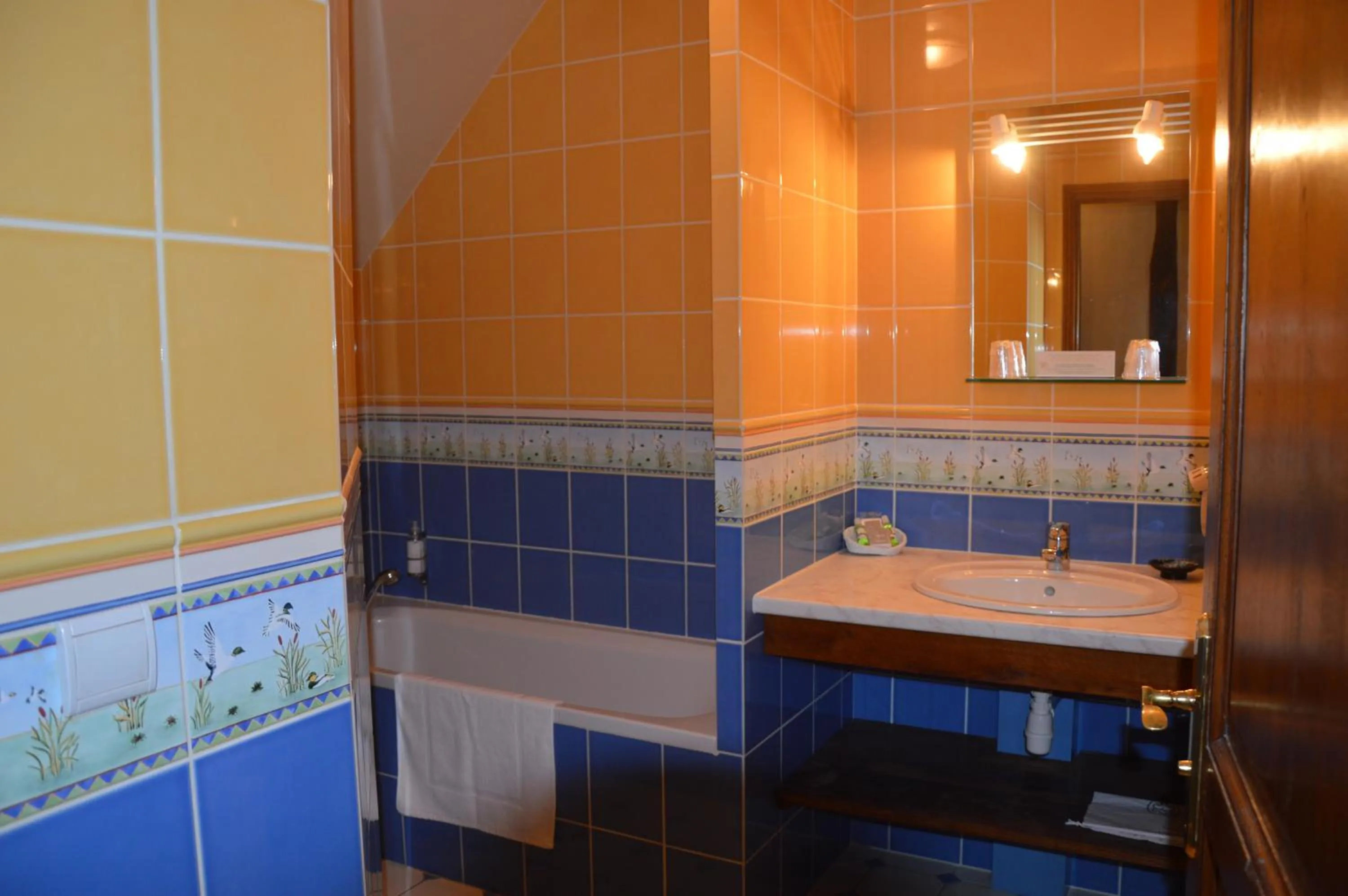 Bathroom in La Chaumière