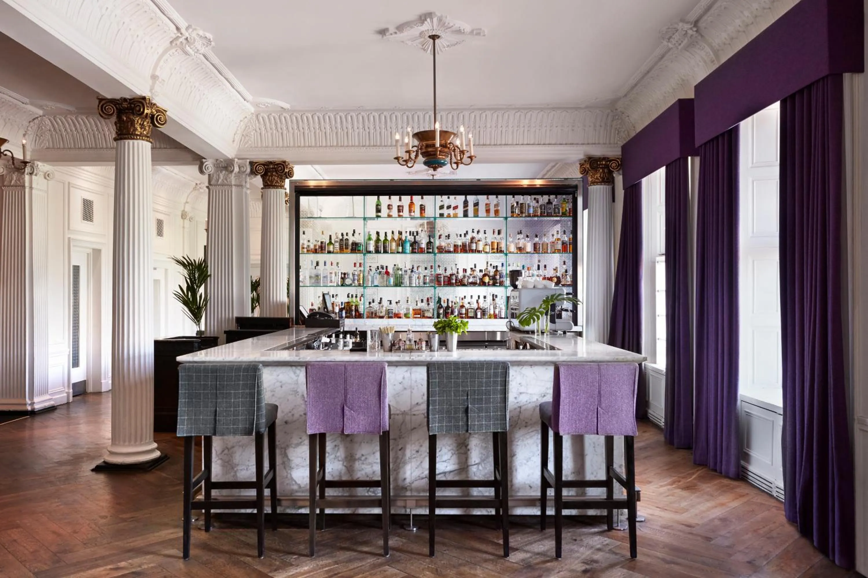Lounge or bar in Kimpton Blythswood Square Hotel & Spa by IHG