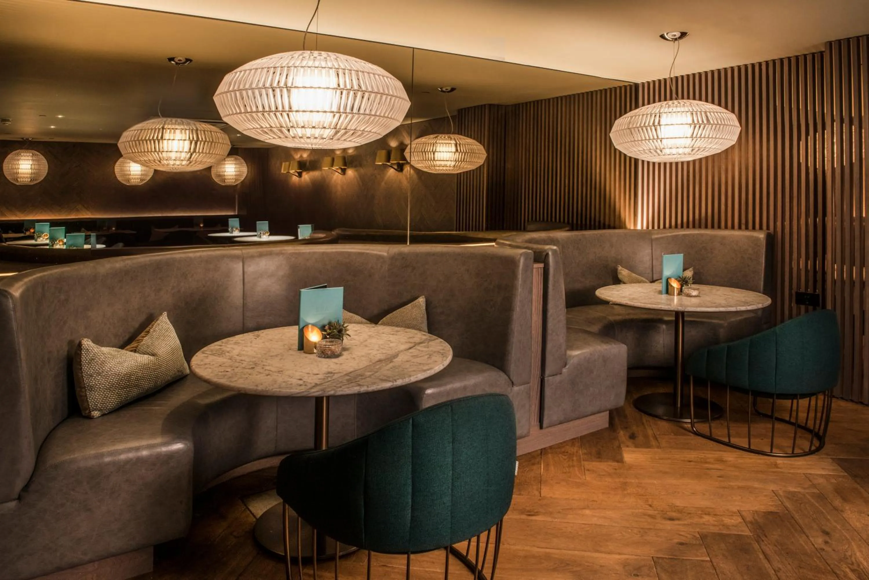 Lounge or bar in Kimpton Blythswood Square Hotel & Spa by IHG