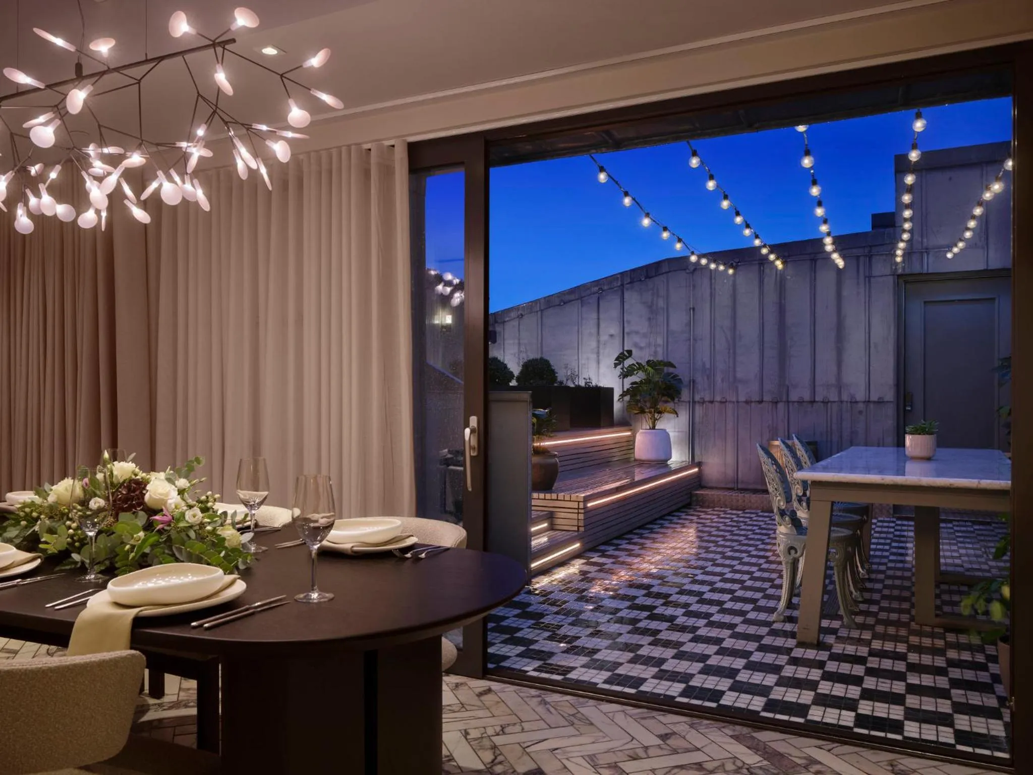 Photo of the whole room in Kimpton Blythswood Square Hotel & Spa by IHG