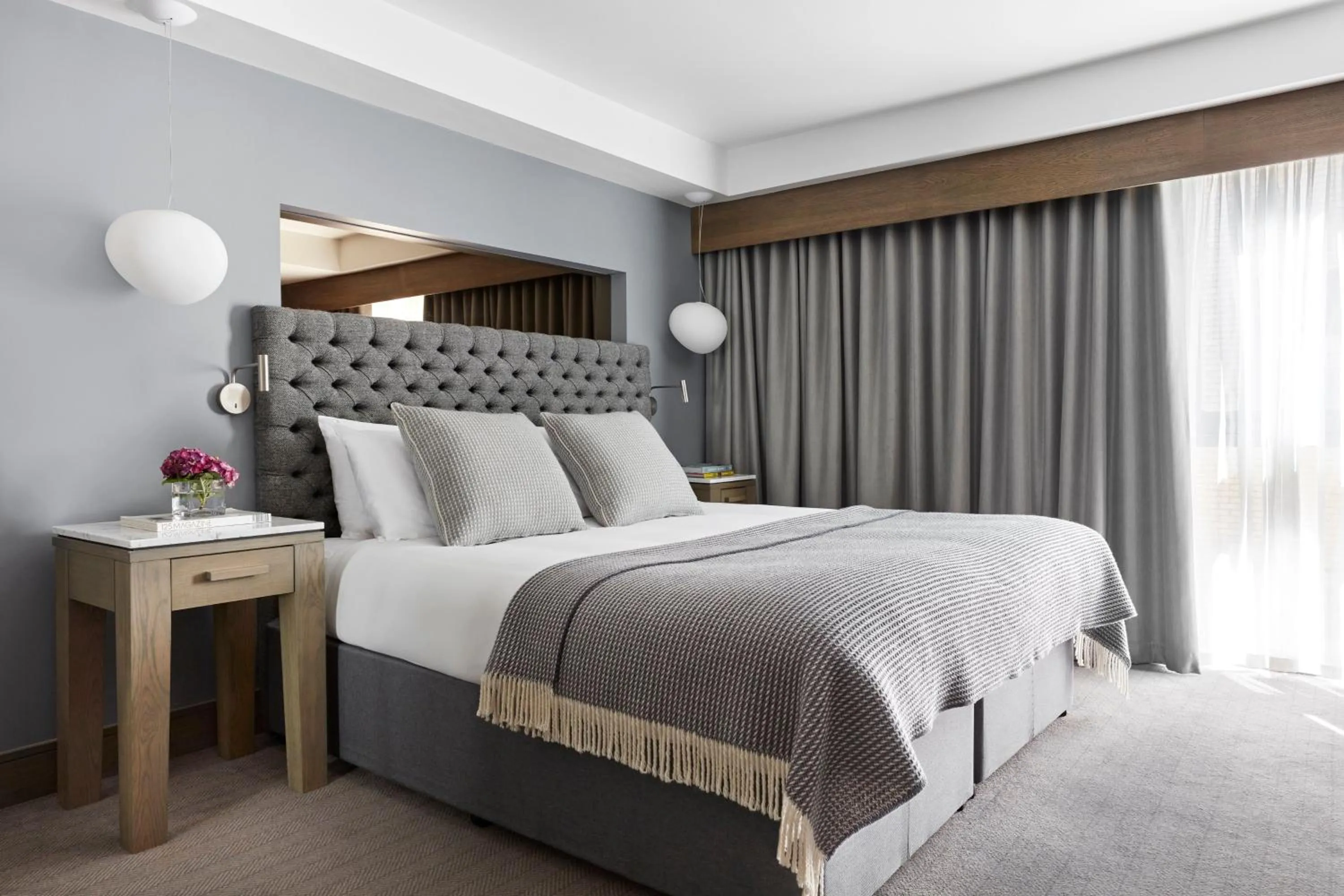 Photo of the whole room, Bed in Kimpton Blythswood Square Hotel & Spa by IHG