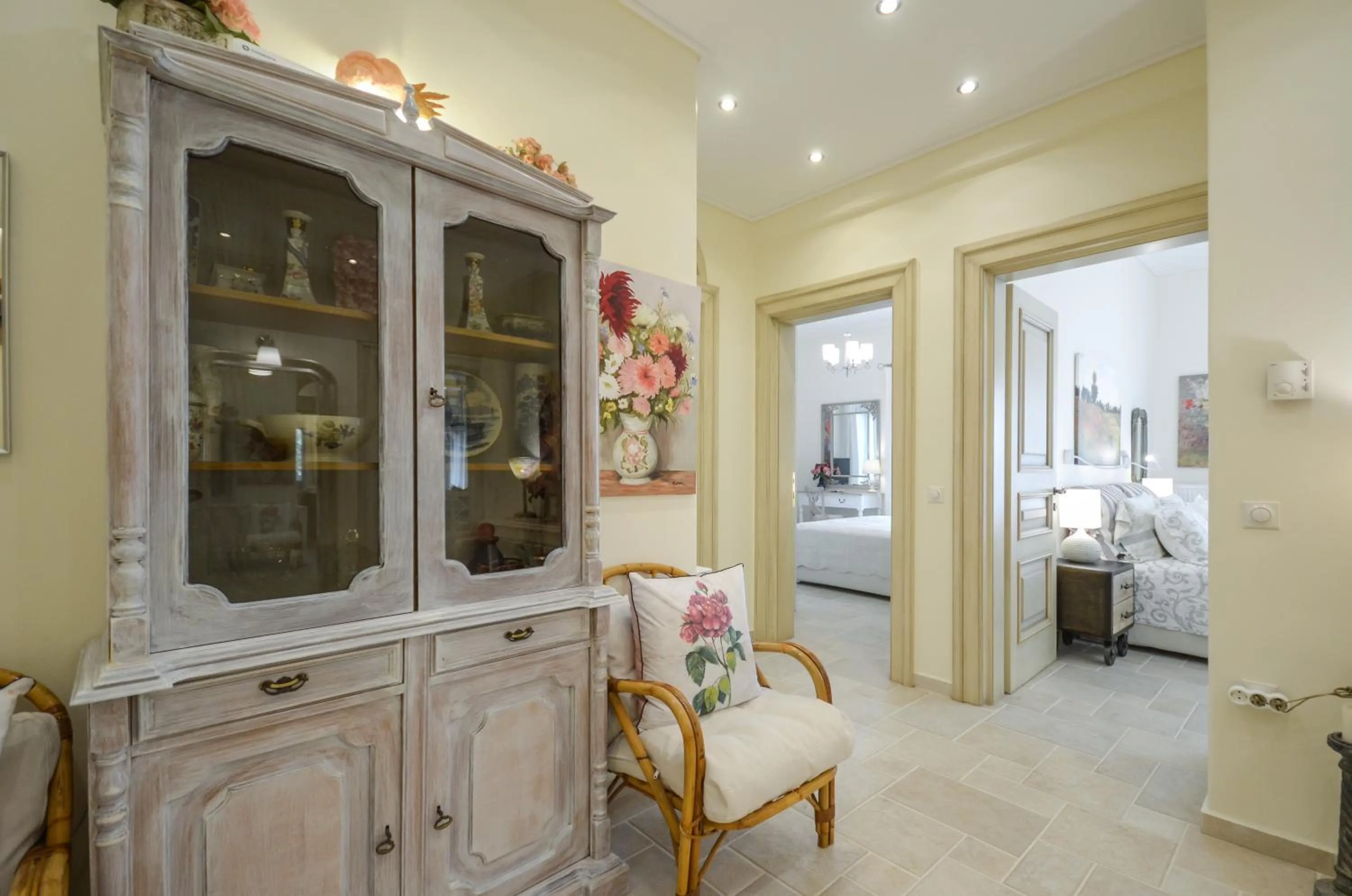 Decorative detail in Villa Pari Manda