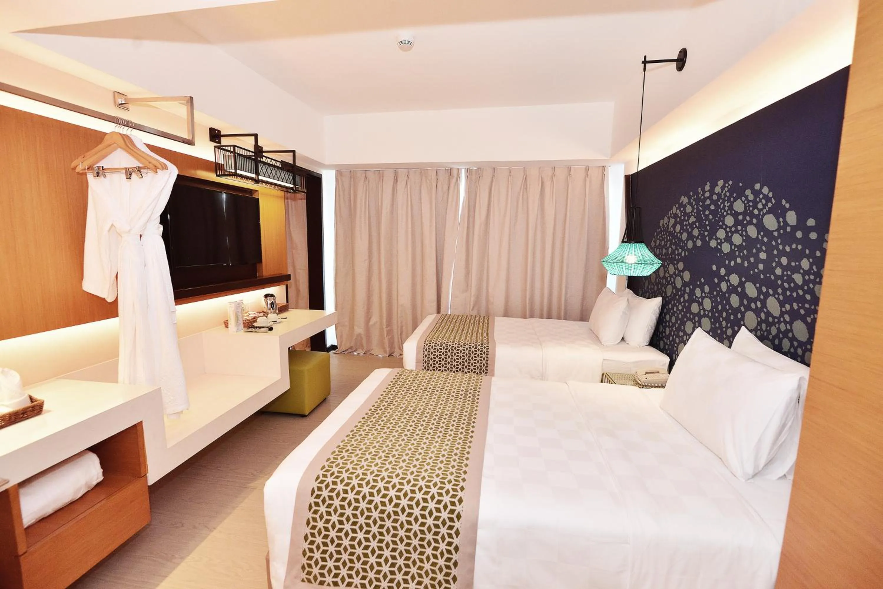 wardrobe, Bed in Hue Hotels and Resorts Boracay Managed by HII