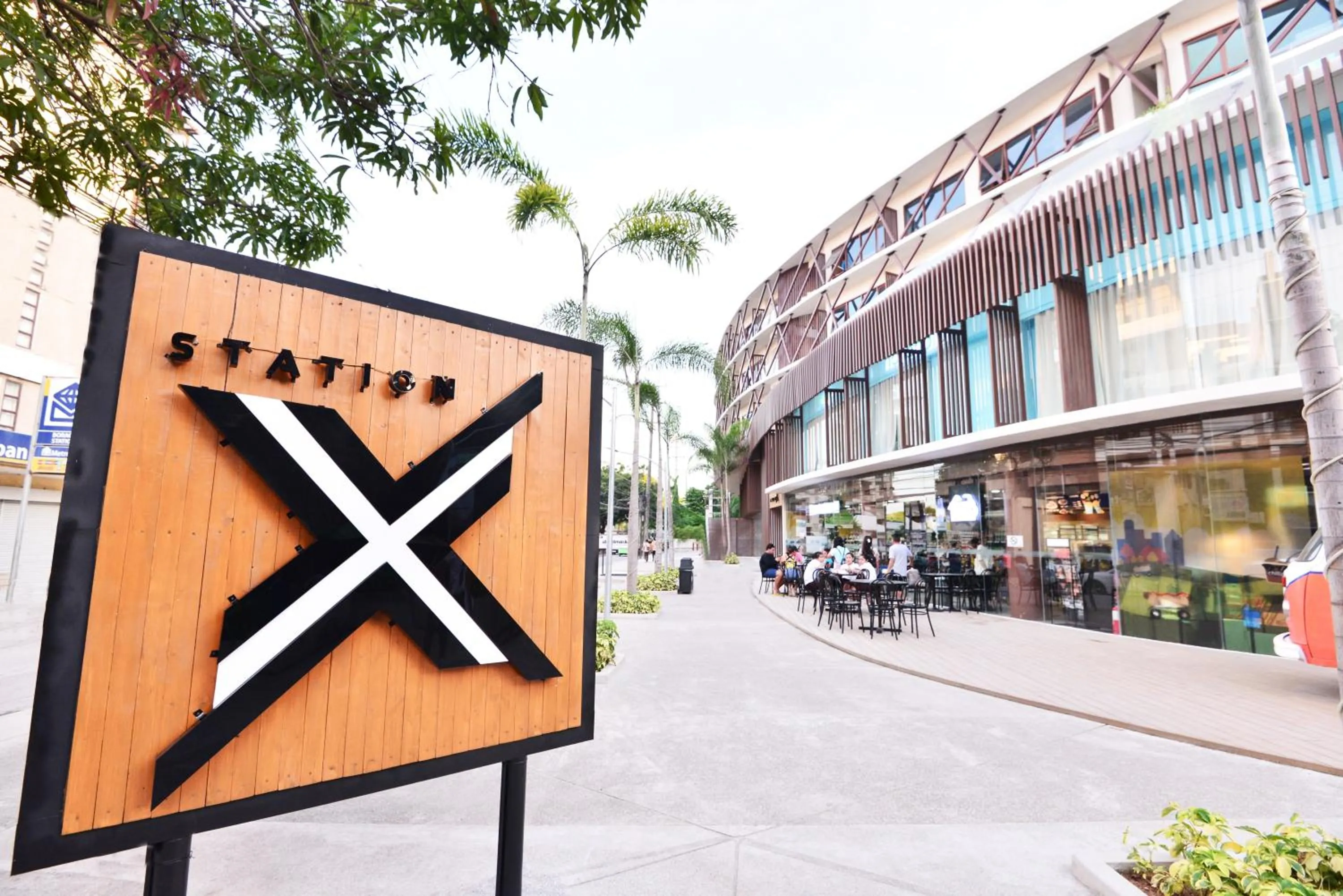 Facade/entrance in Hue Hotels and Resorts Boracay Managed by HII