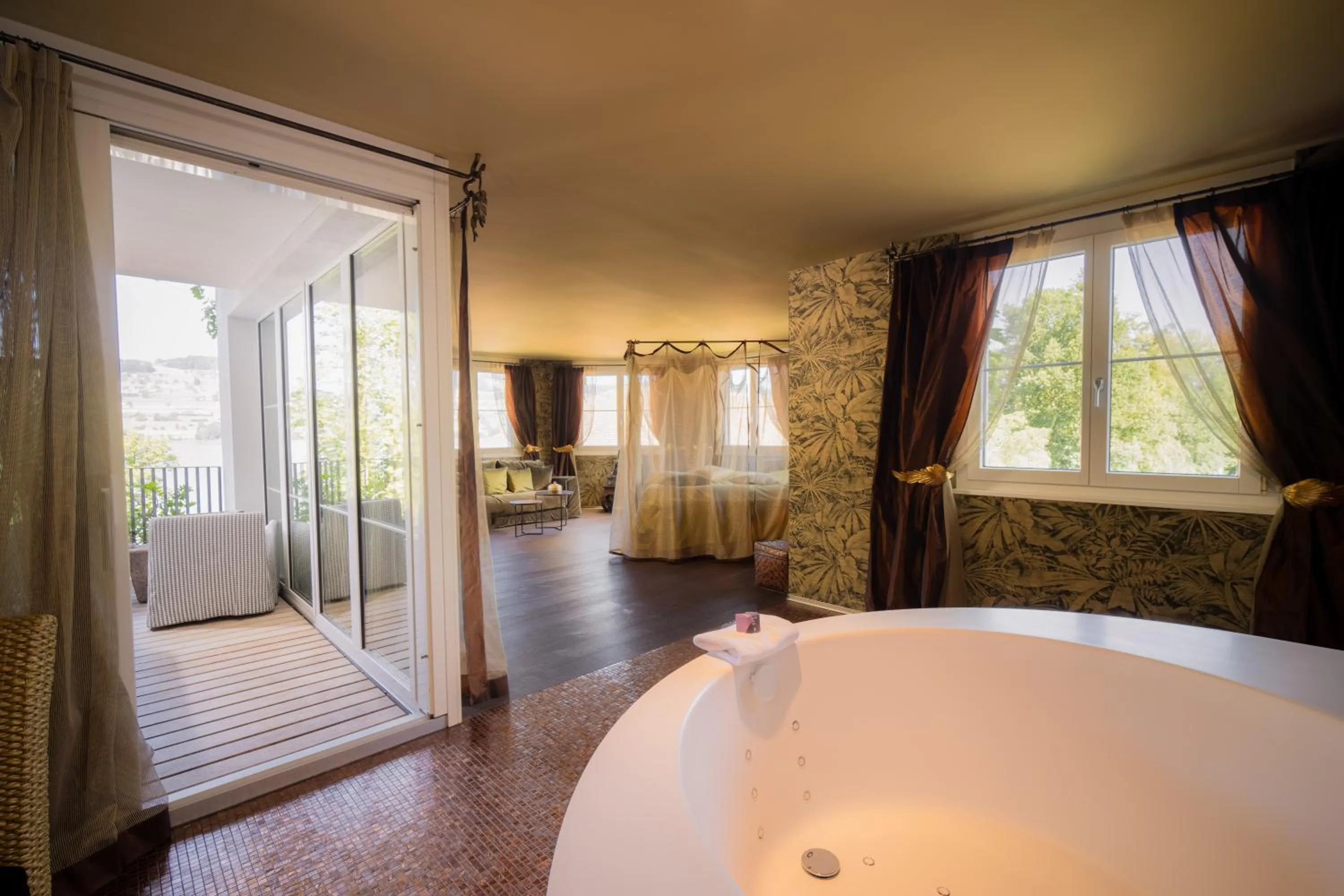 Bathroom, Bed in Seerose Resort & Spa