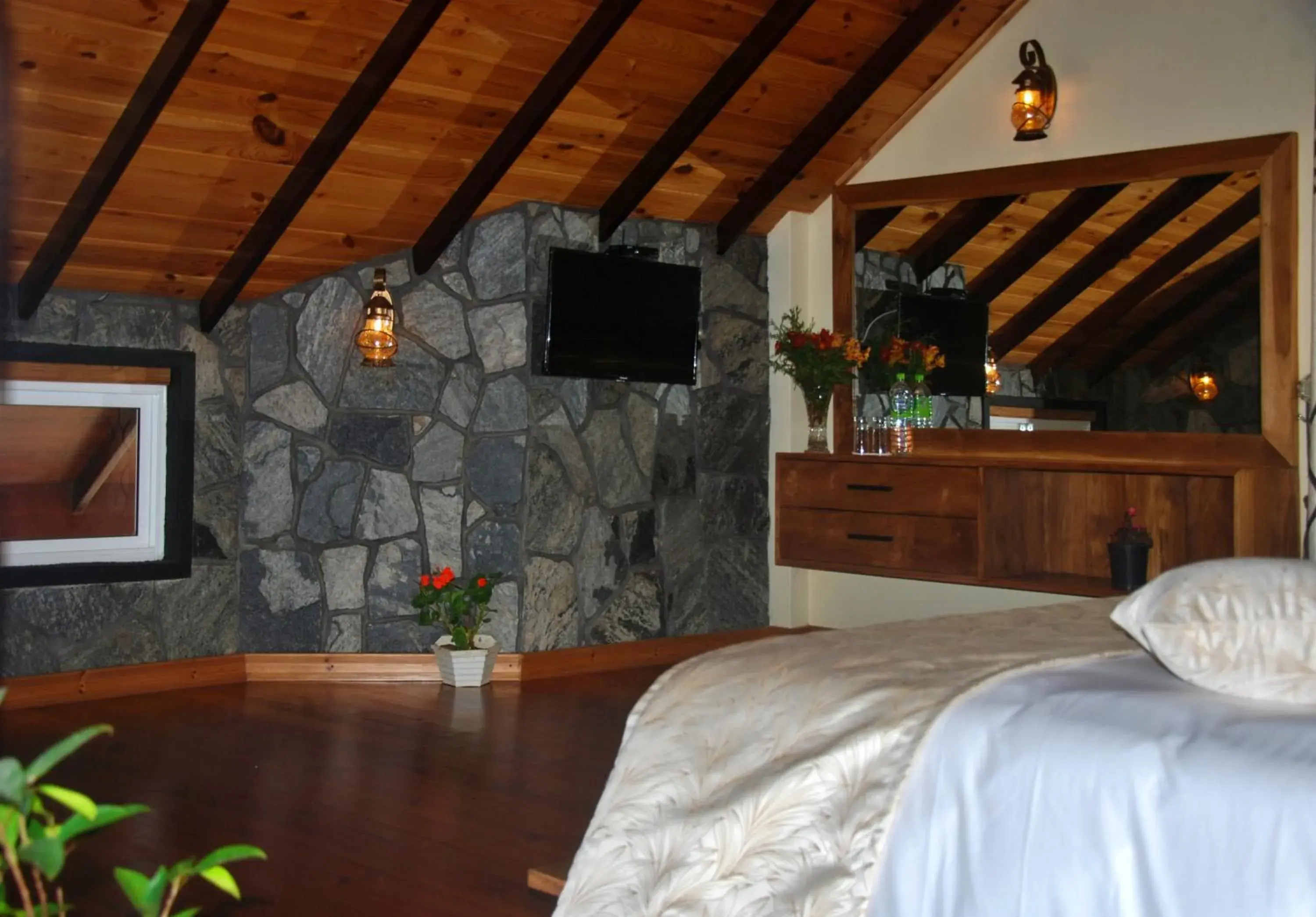 King Room with Balcony - single occupancy in Cottage San Francesco King Room with Balcony - single occupancy in Cottage San Francesco